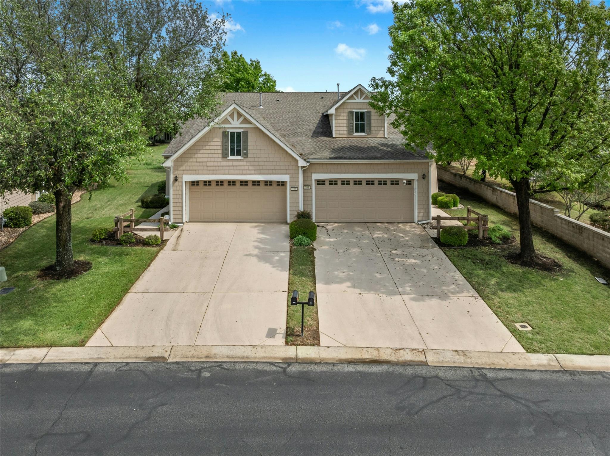 104 Honey Creek TRL — photo 3