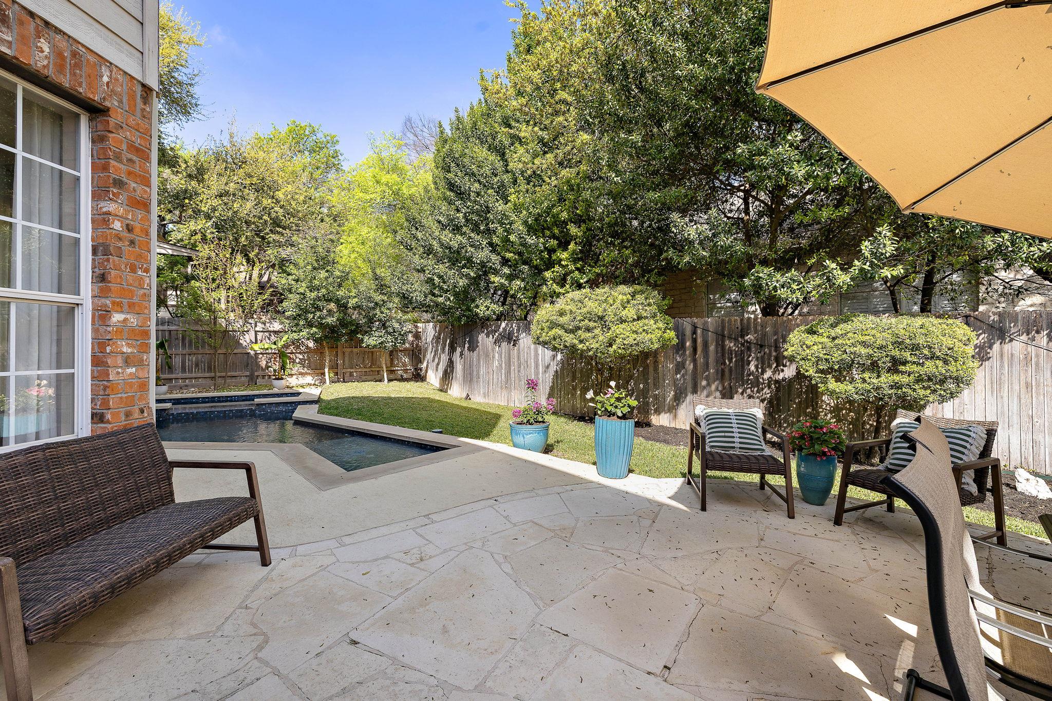2114 Hilton Head DR — photo 5