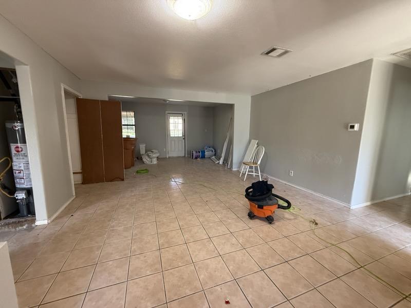 5609 Gloucester LN — photo 3