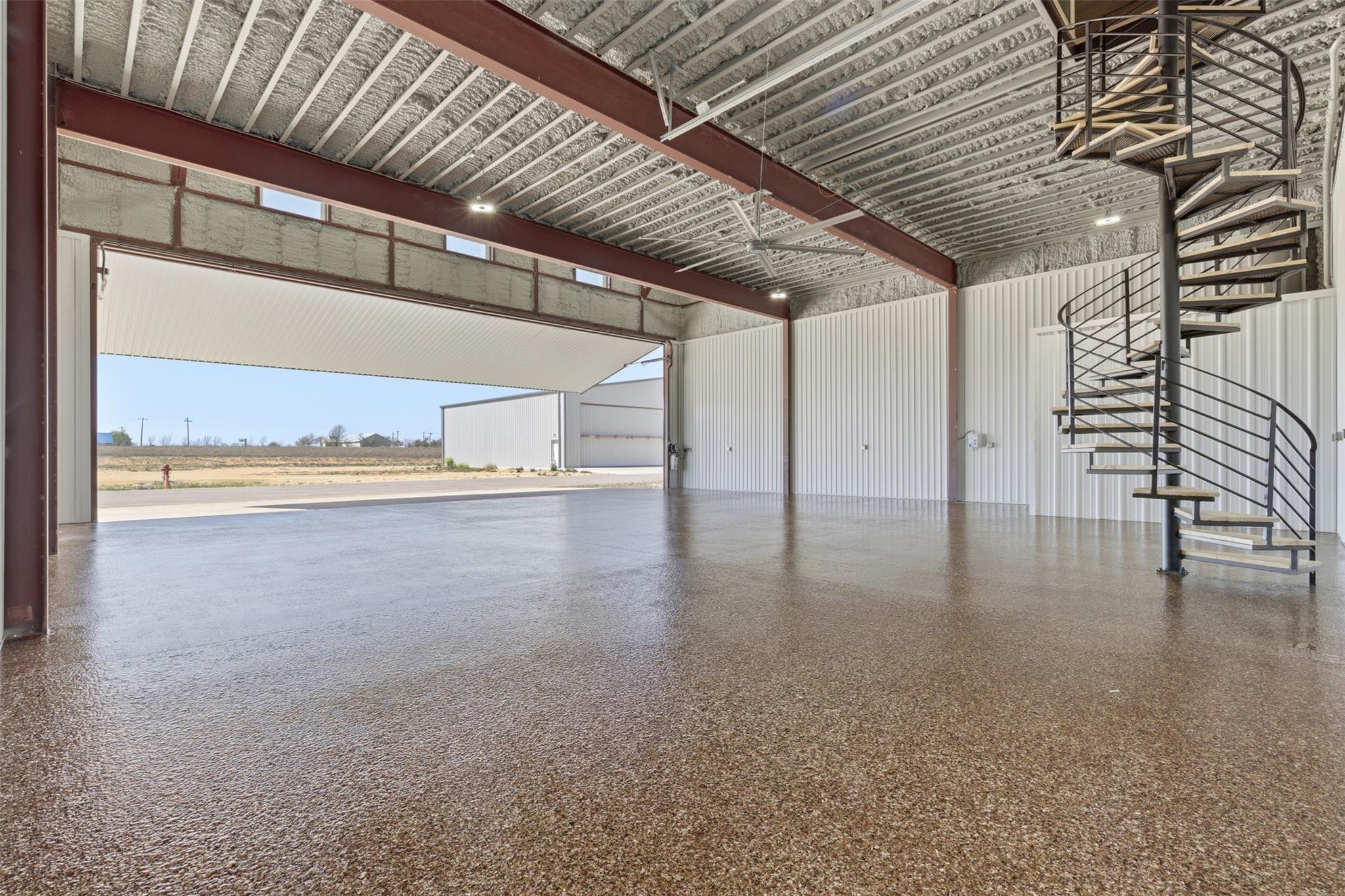 15850 Salado Airport 39 — photo 3