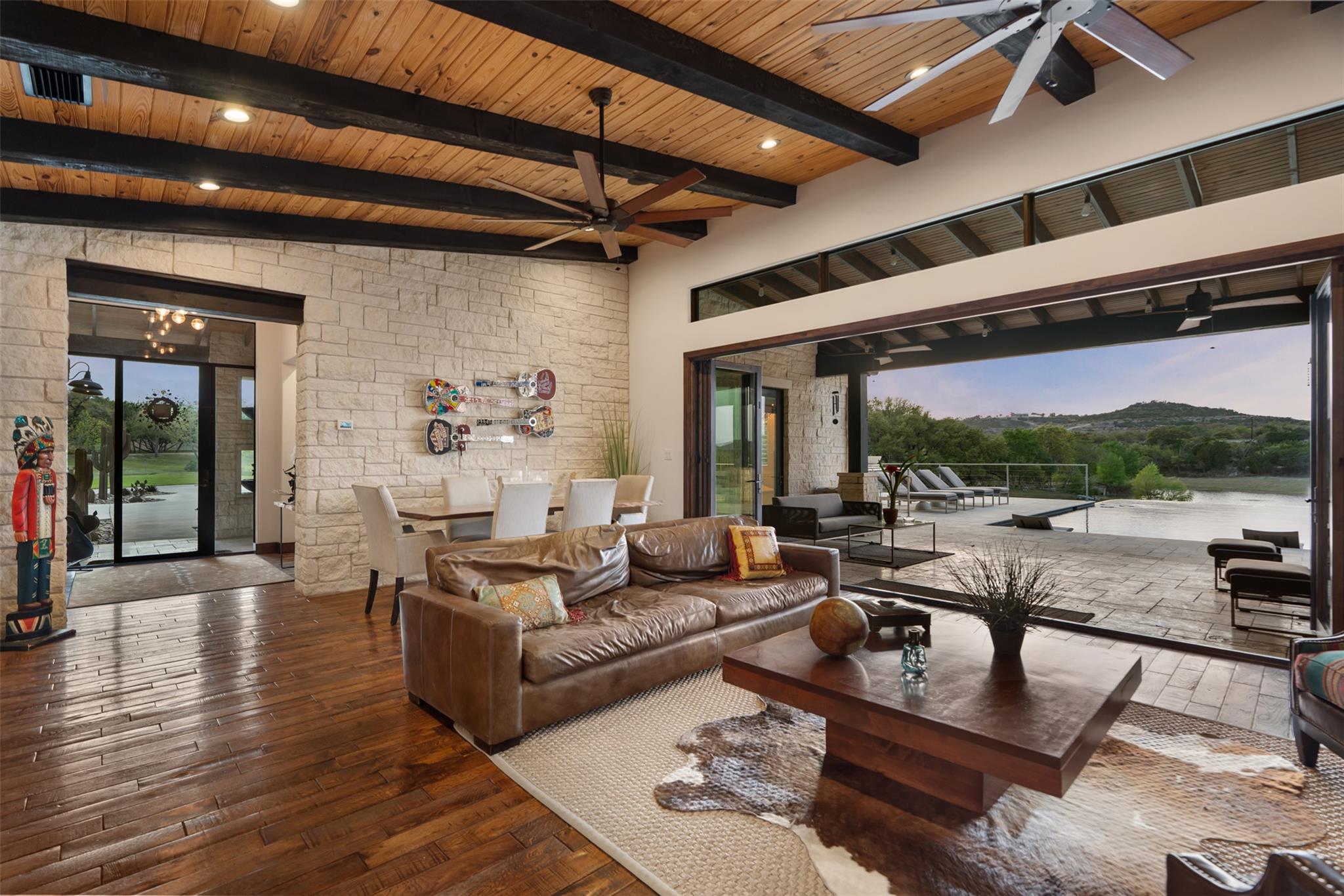 421 Rolling Hills RD — photo 5