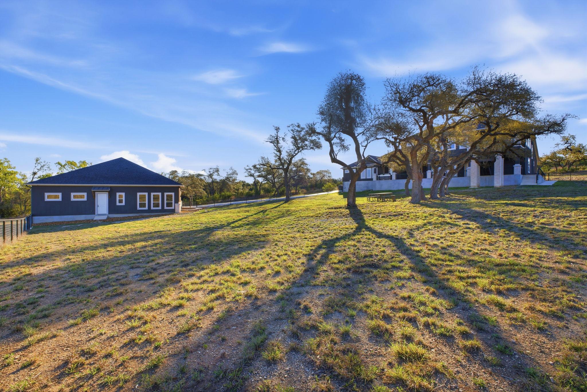 321 Vista View Place PL — photo 3