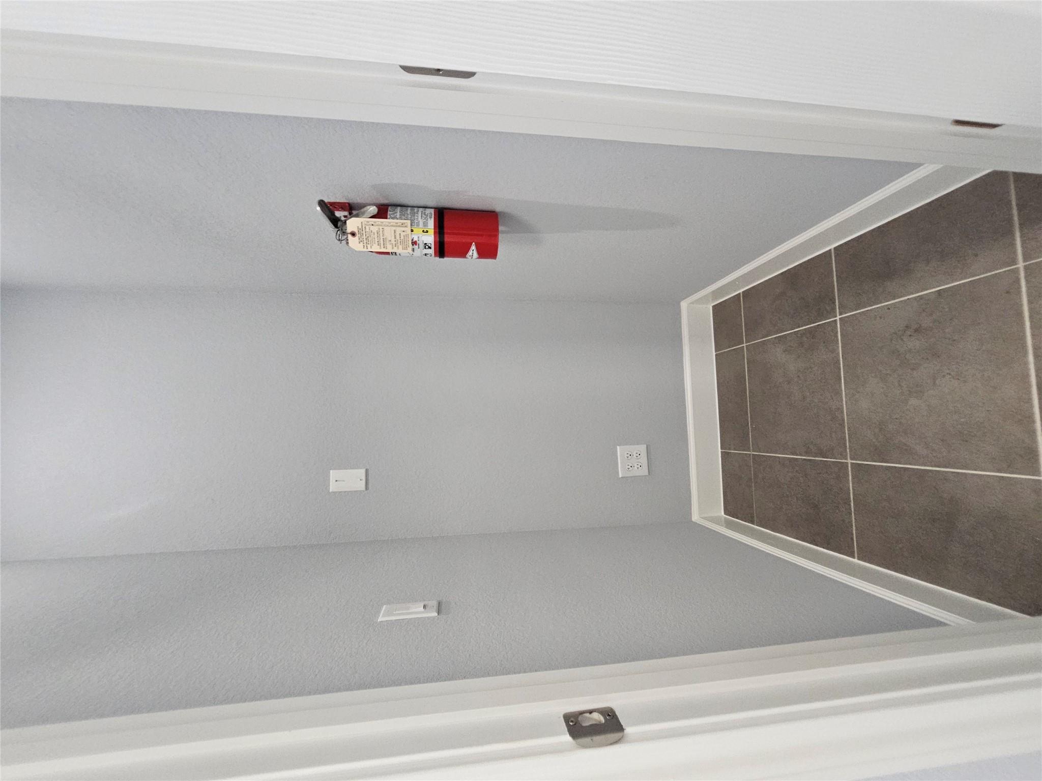 1009 Pecan ST #103 — photo 4