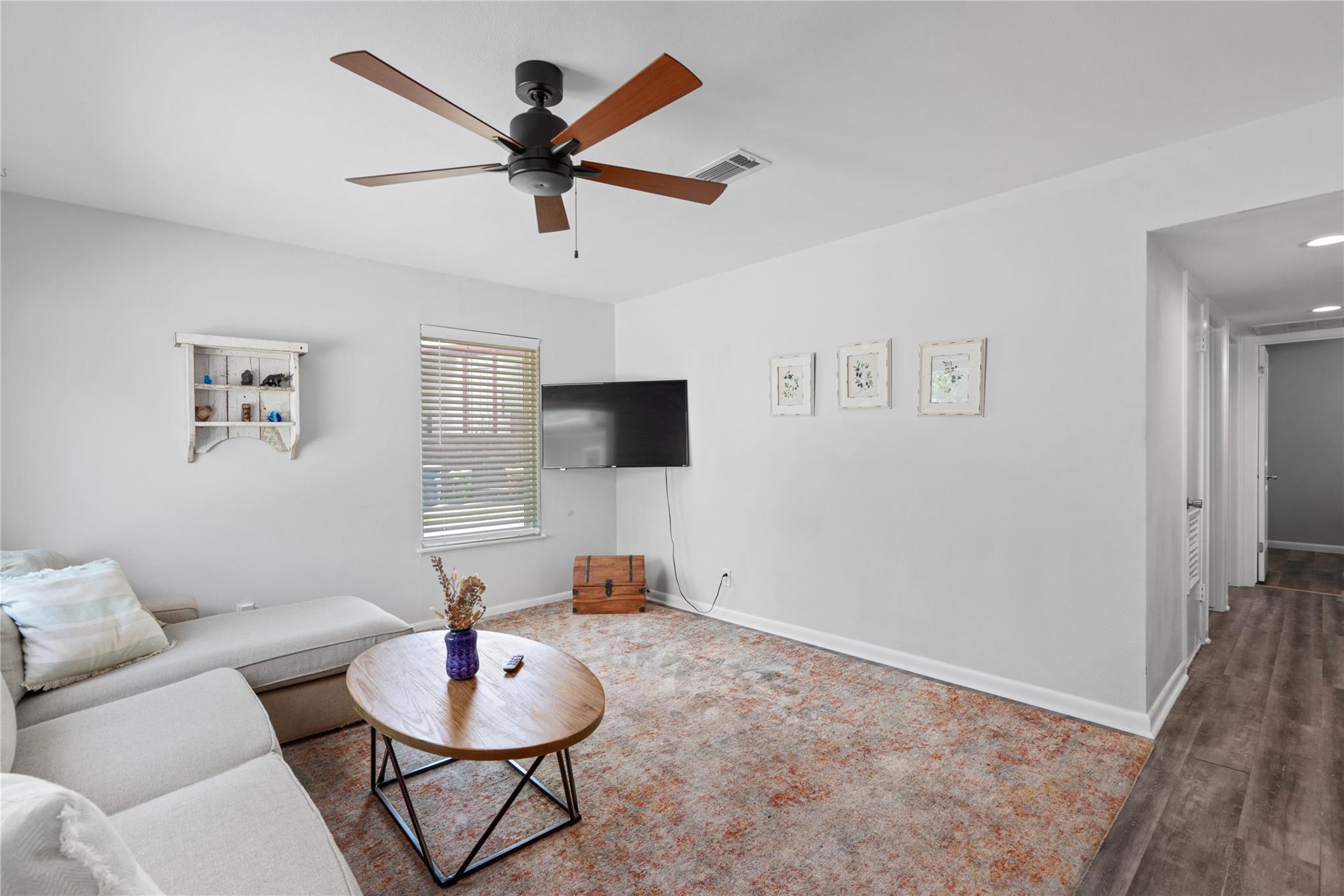 8400 Sequoia DR — photo 5