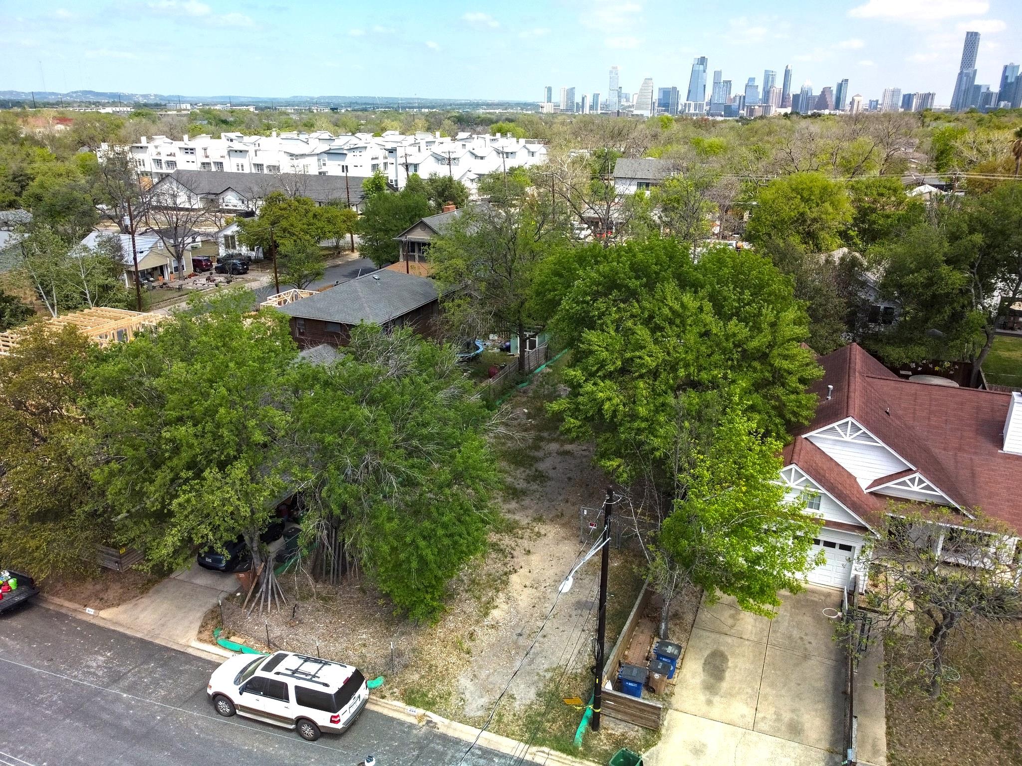 304 Ben Howell DR — photo 3