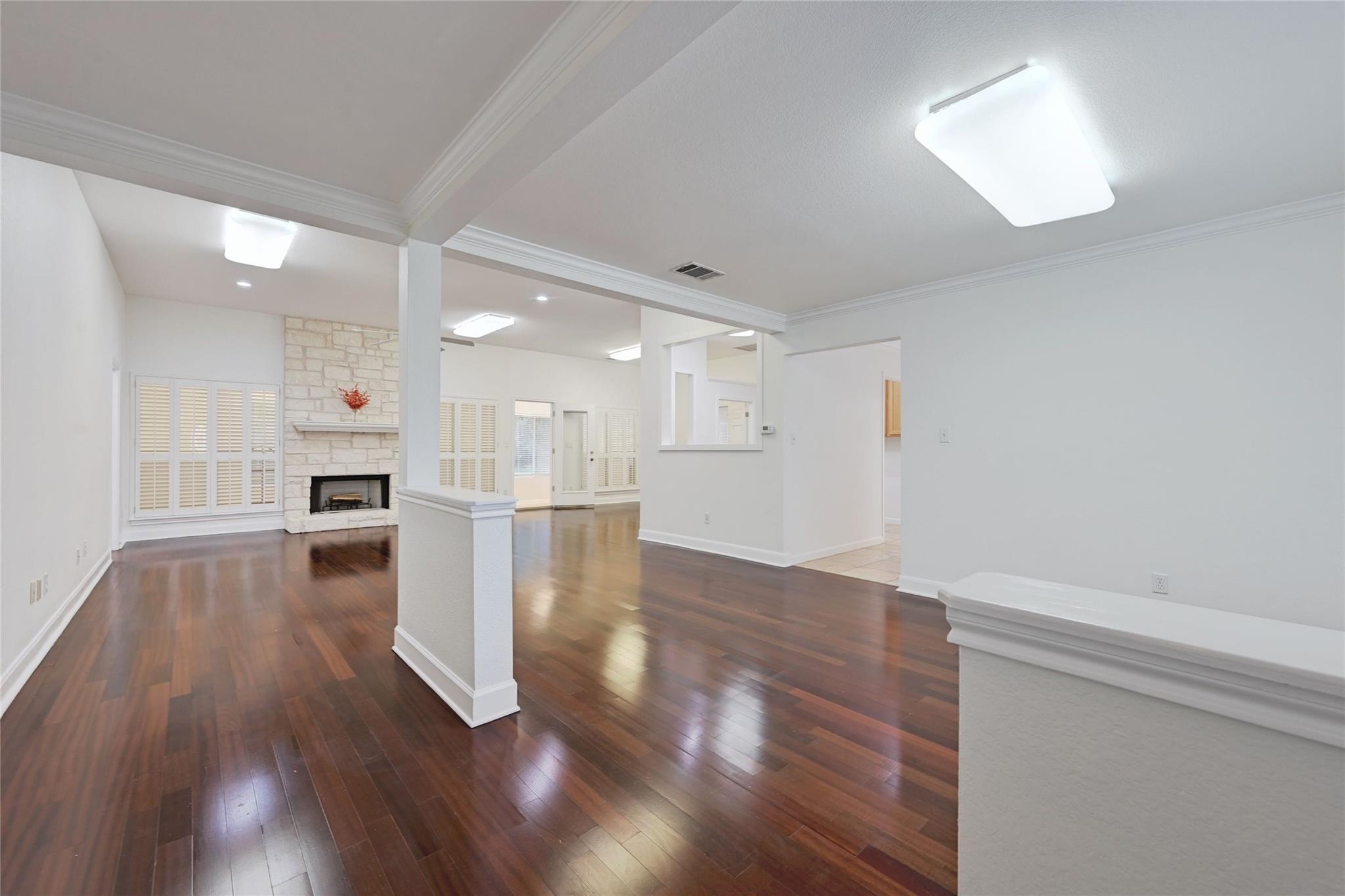 13810 Fm 1826 — photo 3