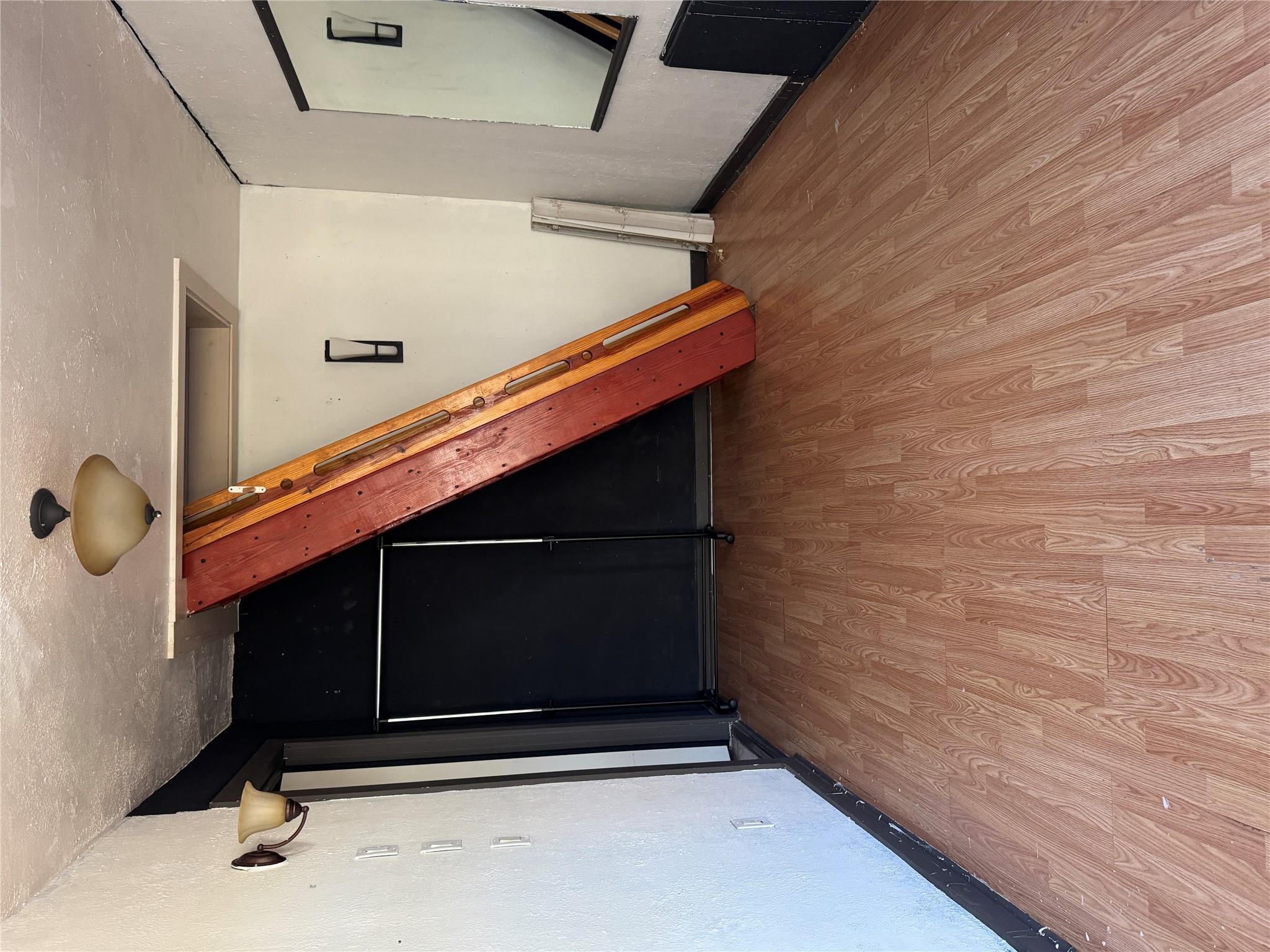 704 Franklin BLVD #B — photo 3