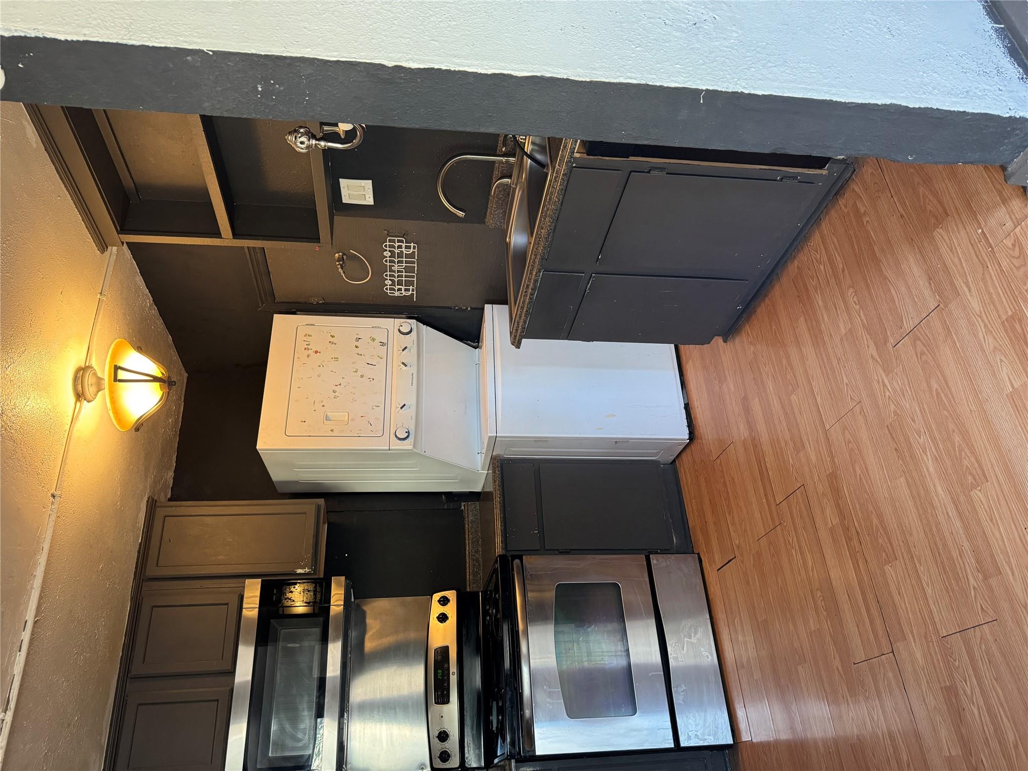704 Franklin BLVD #B — photo 4