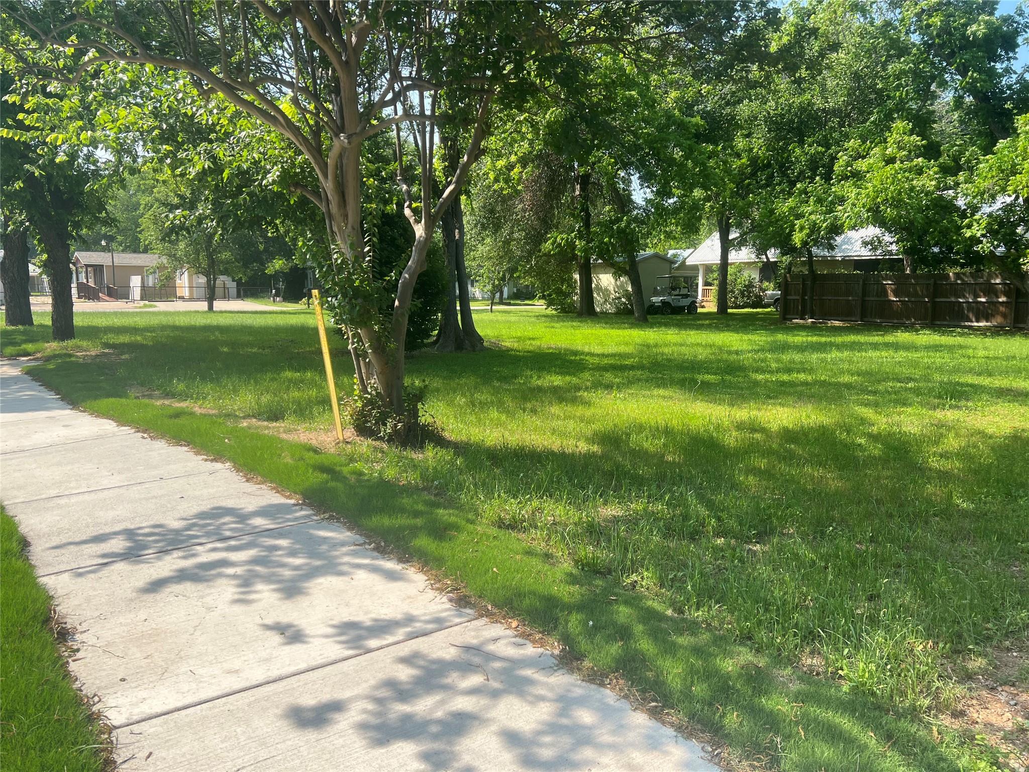 300 Turney ST — photo 4