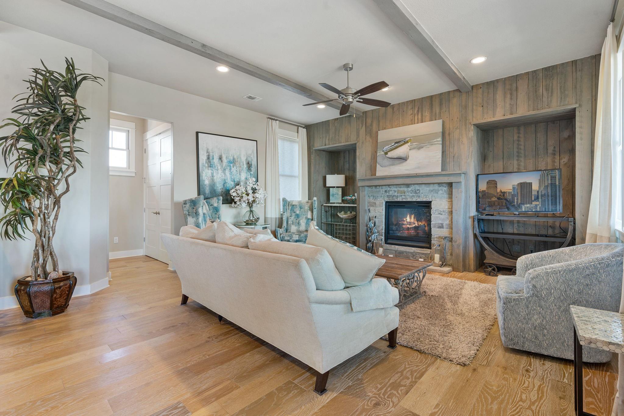 2208 Seabiscuit CV #133 — photo 4