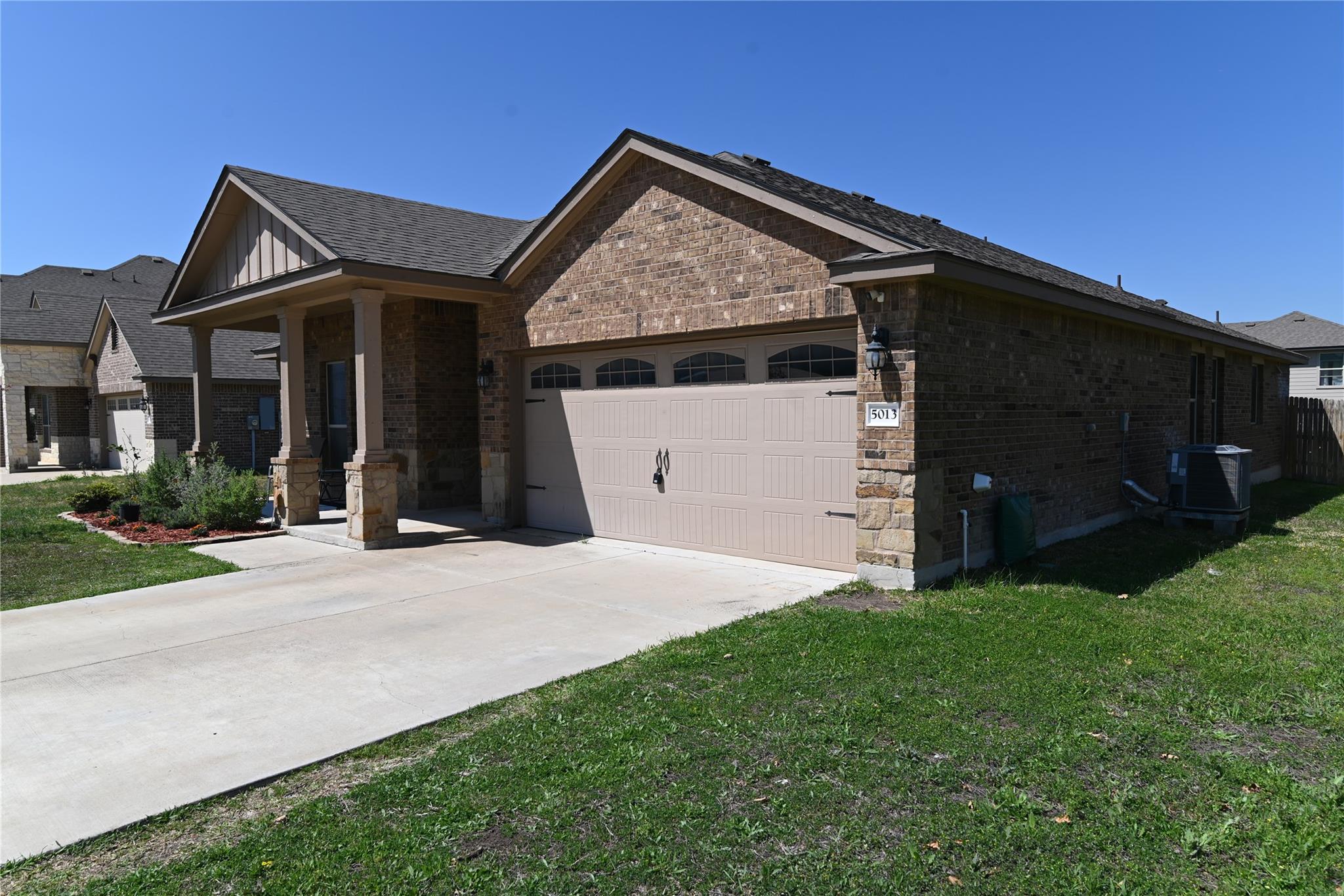 5013 Primavera LN — photo 3