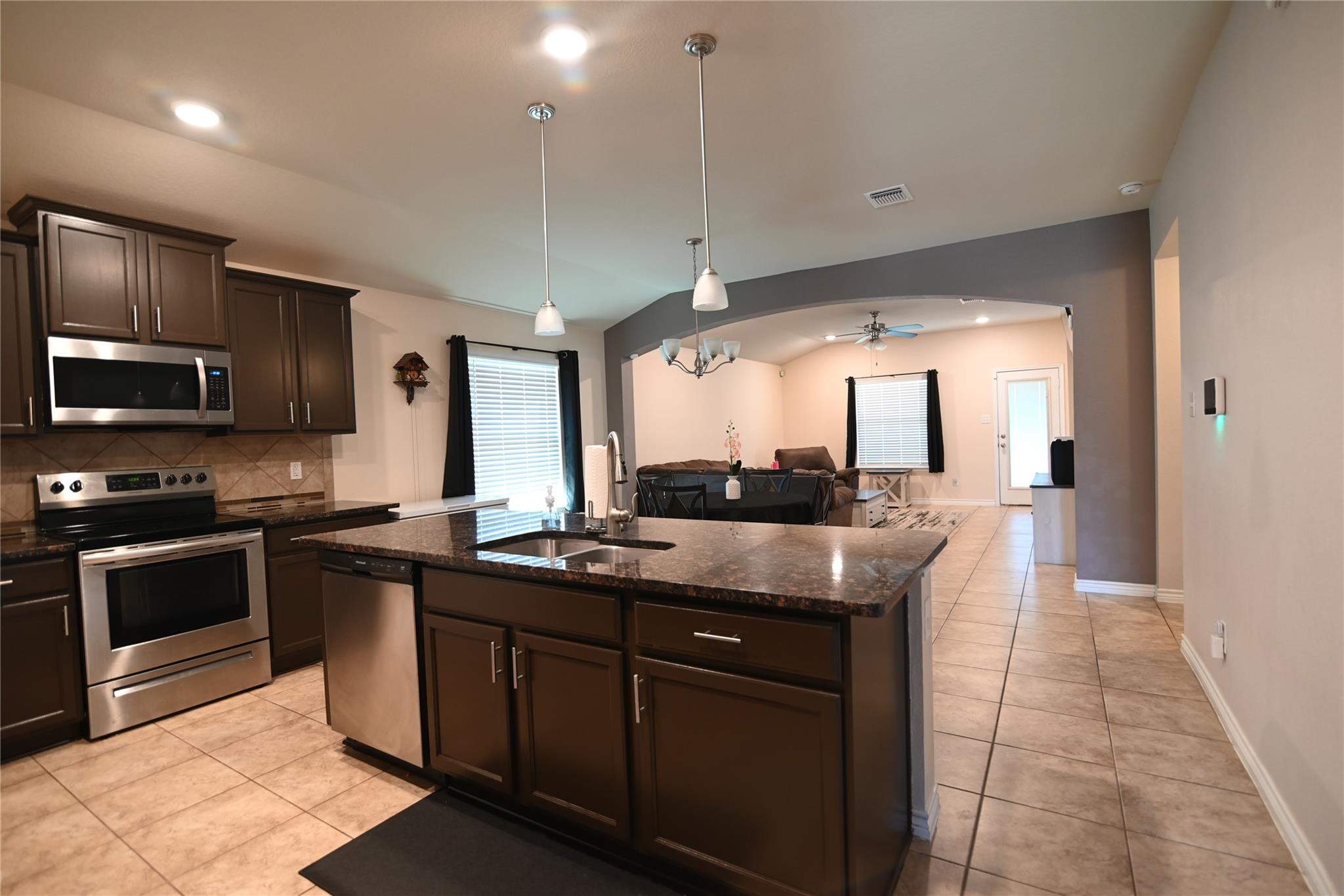 5013 Primavera LN — photo 5