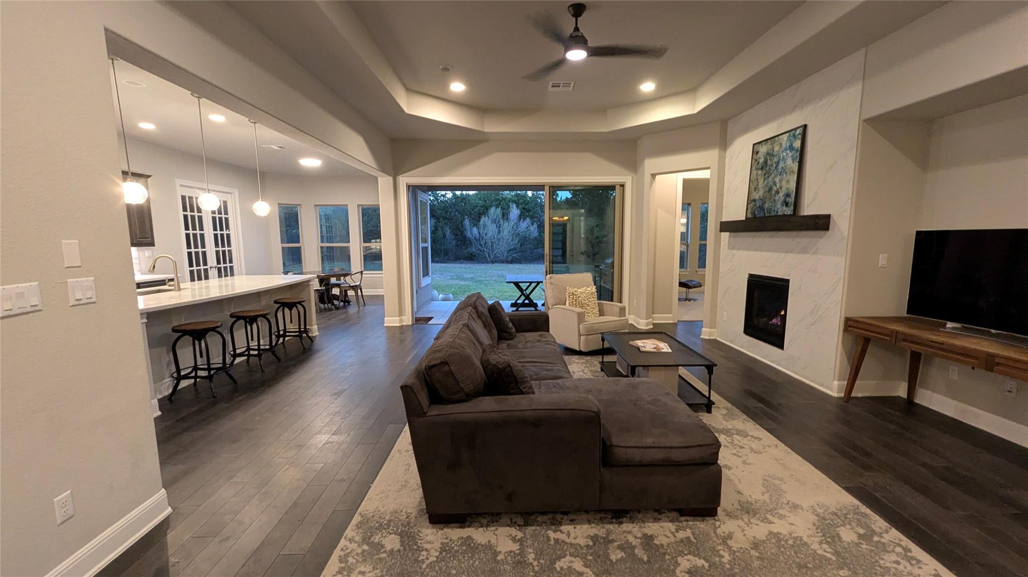 467 Jacksdaw DR — photo 5