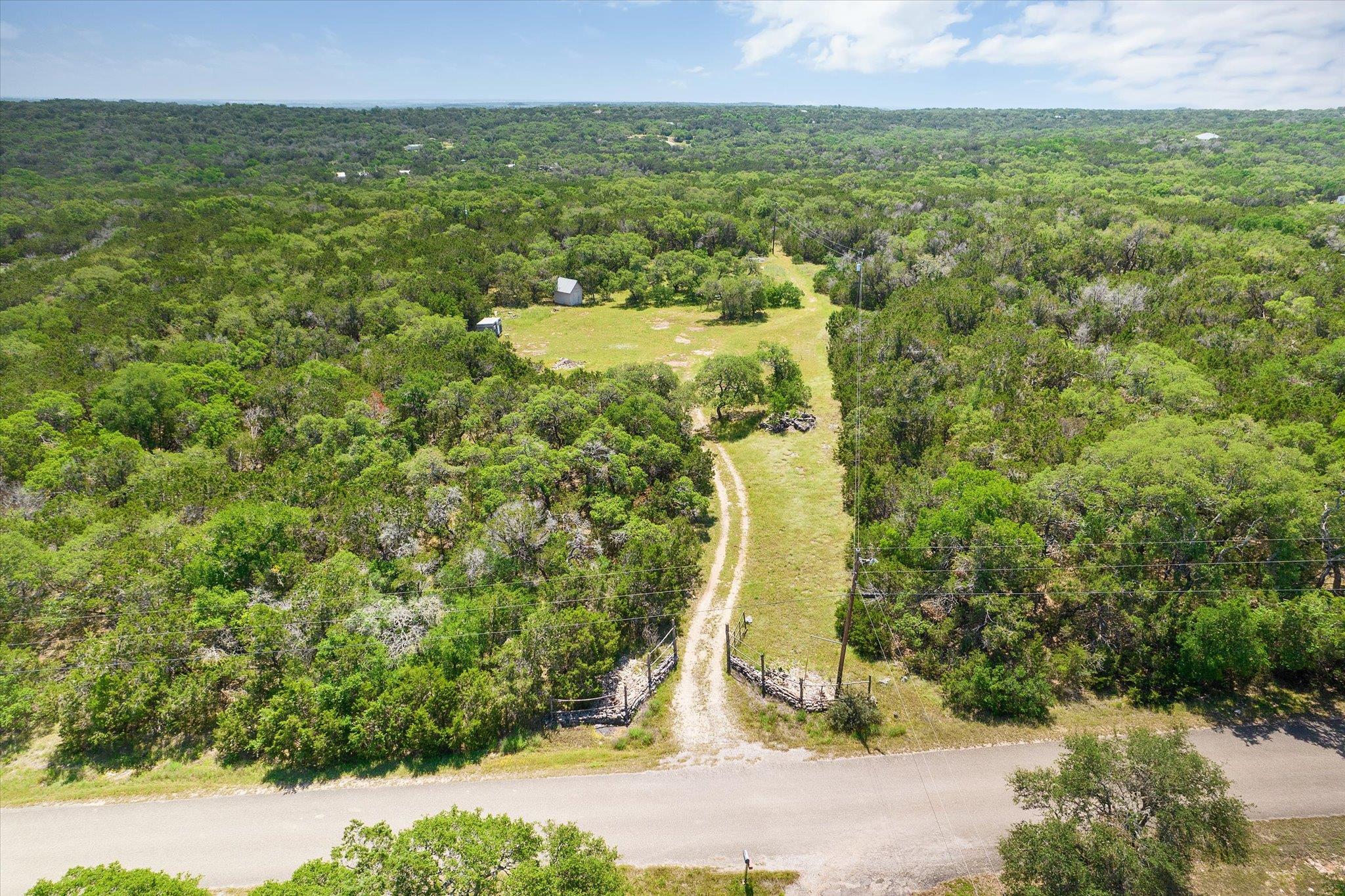 700 Oak Grove RD — photo 4