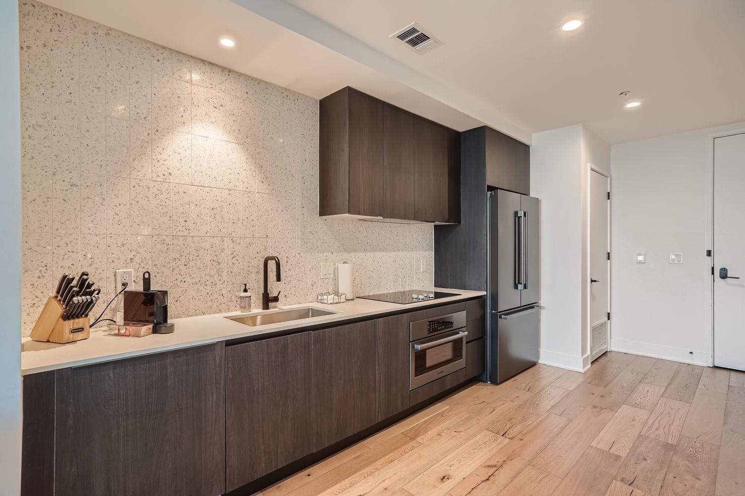 48 East Ave #1706 — photo 4
