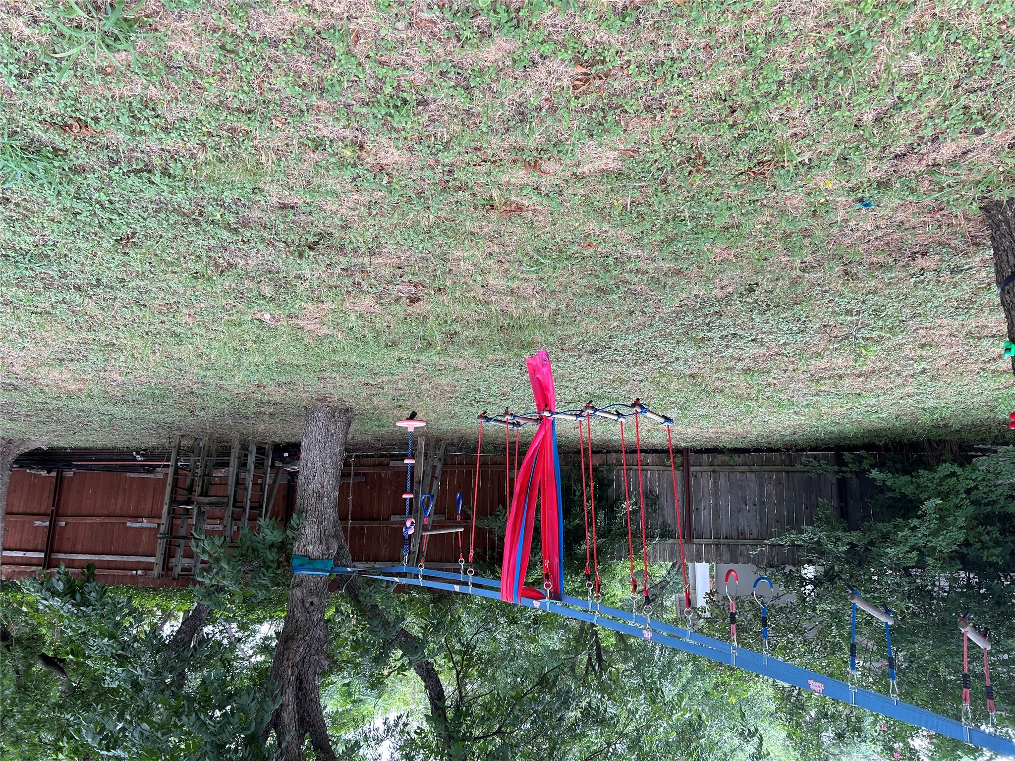 1400 Vargas RD — photo 3