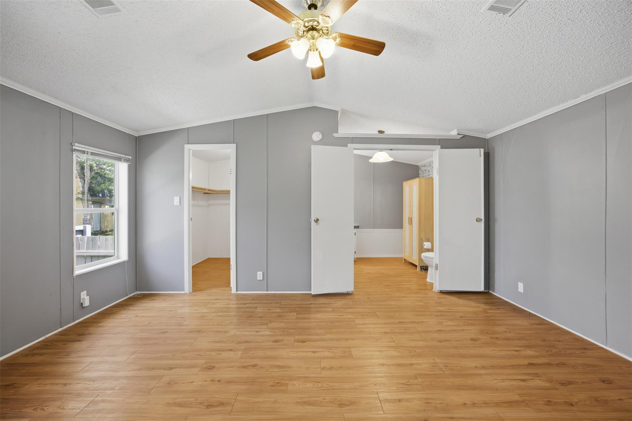 135 Side Saddle DR — photo 5