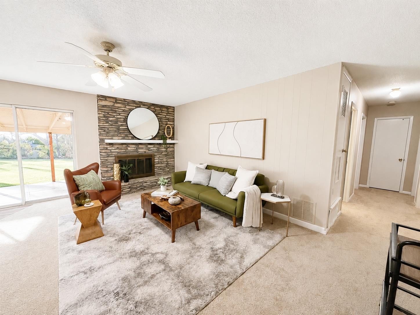 1000 Hollybluff ST — photo 3