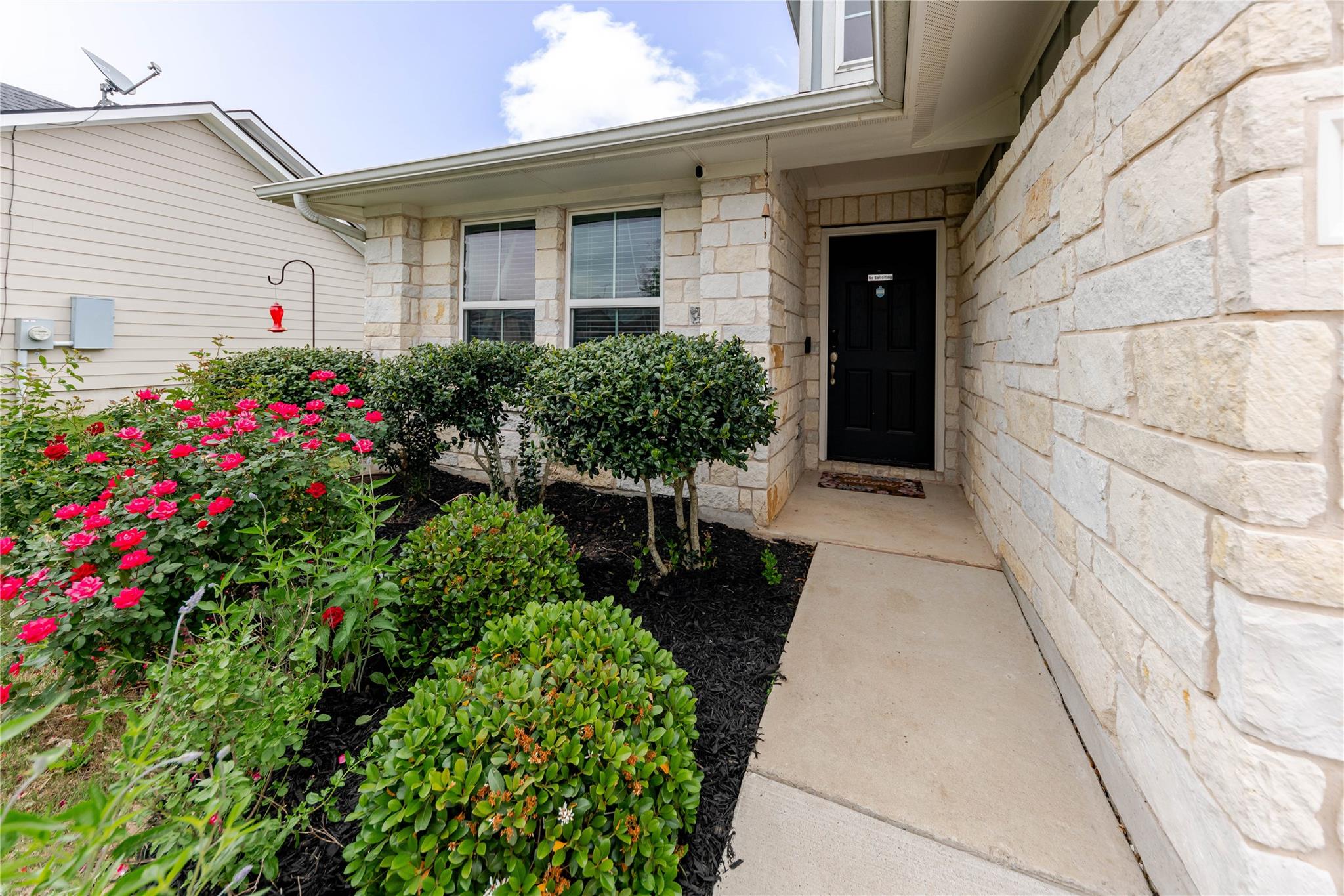 303 Schuyerville DR — photo 5