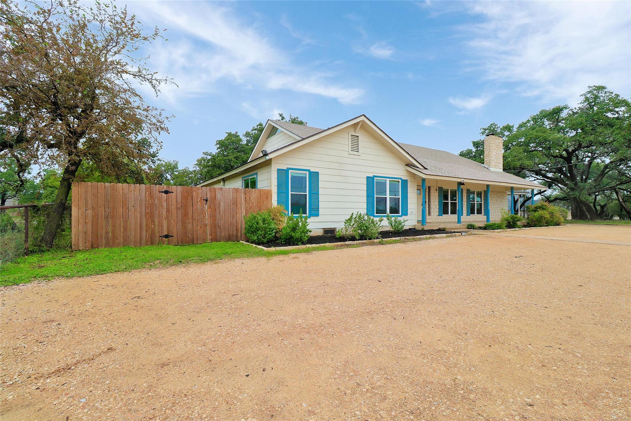 1701 New Hope DR — photo 3