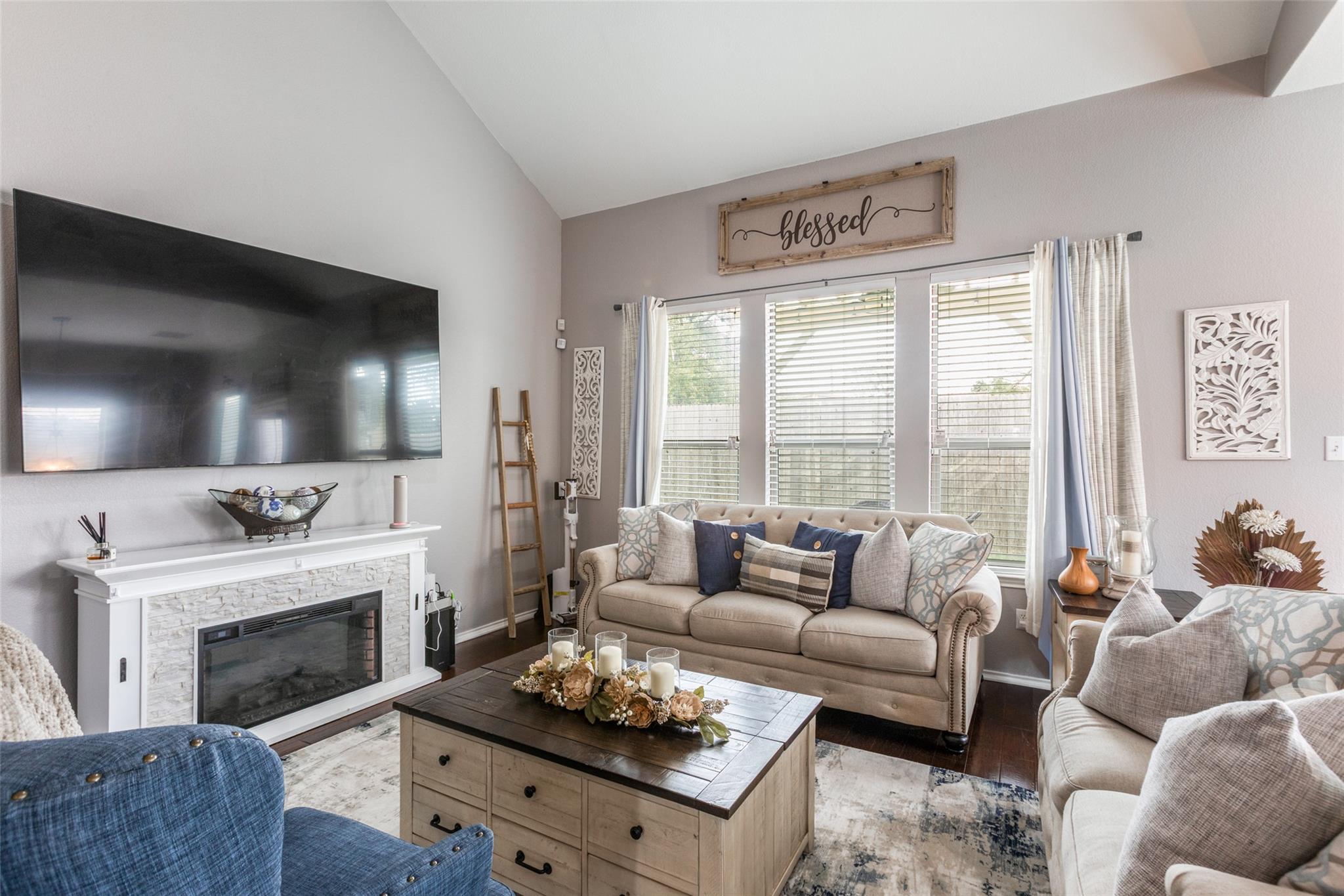 1814 Paseo Verde DR — photo 5