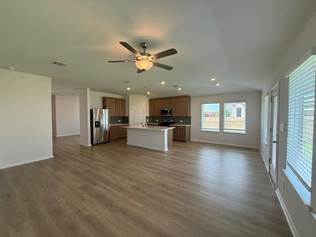 128 Skyview Farm LN — photo 5