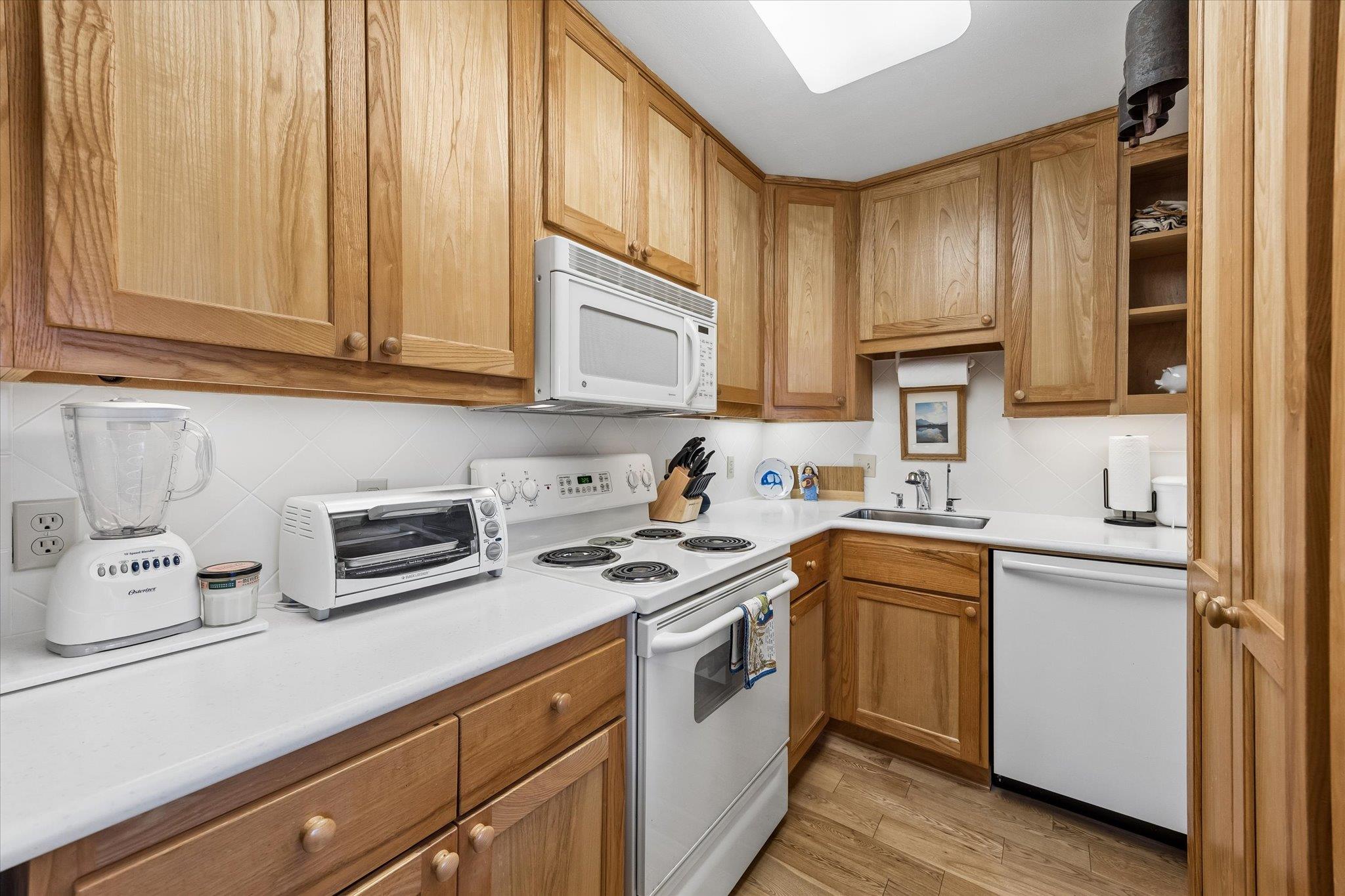 1801 Lavaca ST #3M — photo 4