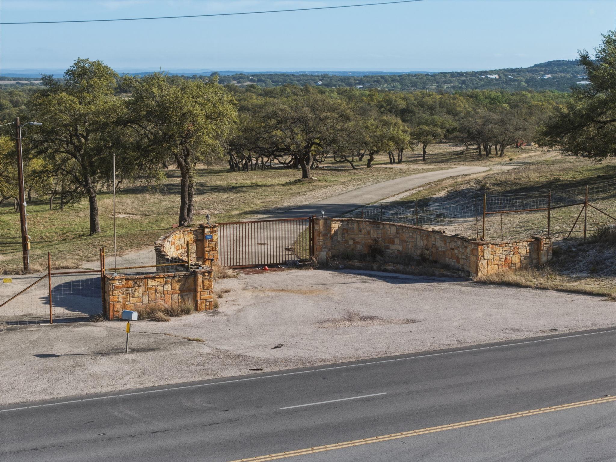 7890 US 290 Highway — photo 4