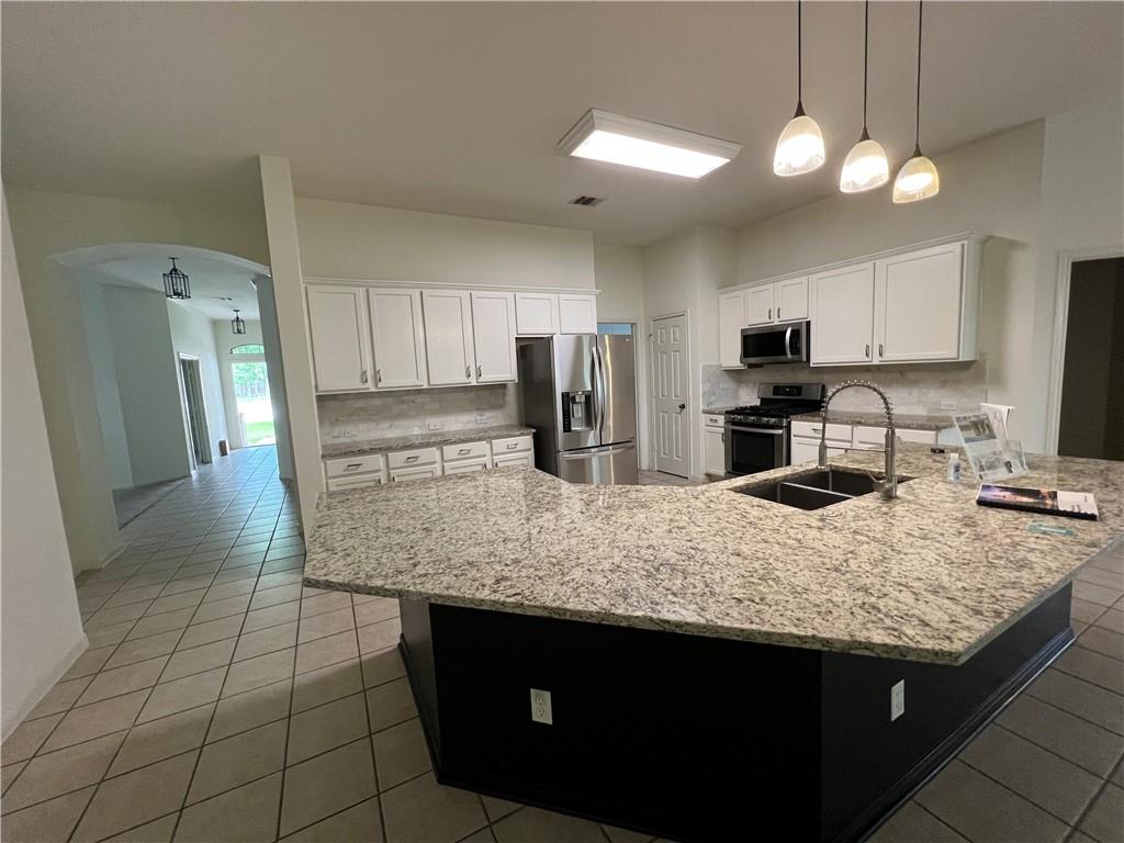 507 Red Hawk DR — photo 3