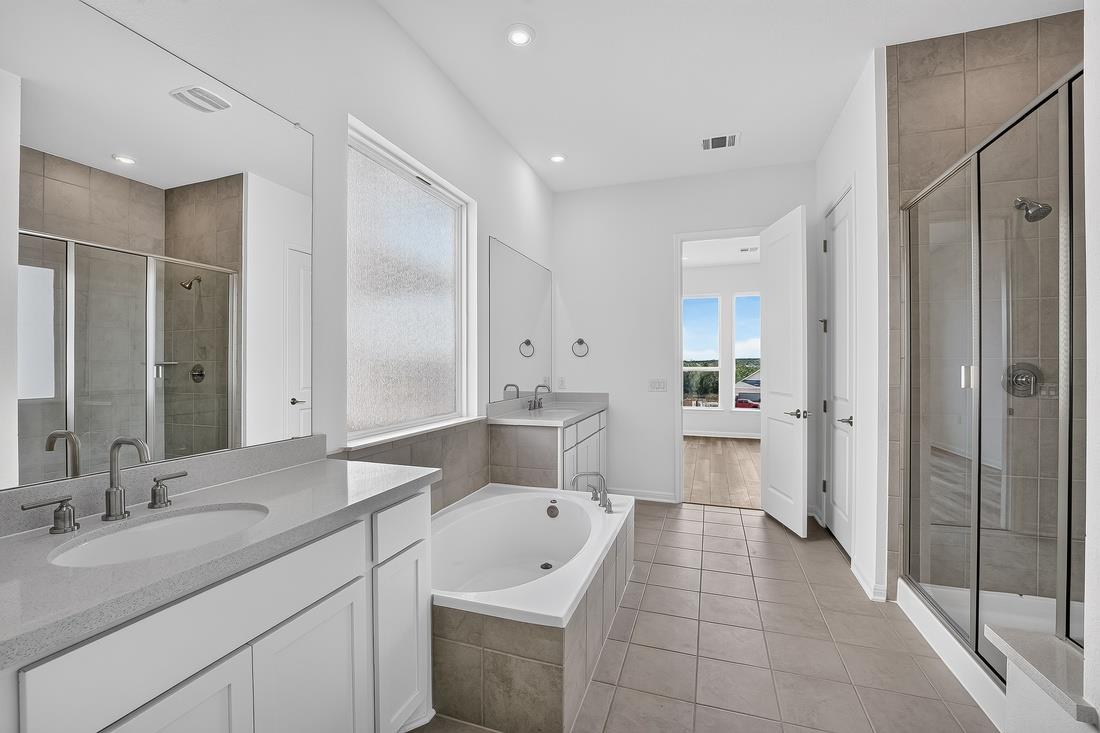 227 Belmont WAY — photo 4
