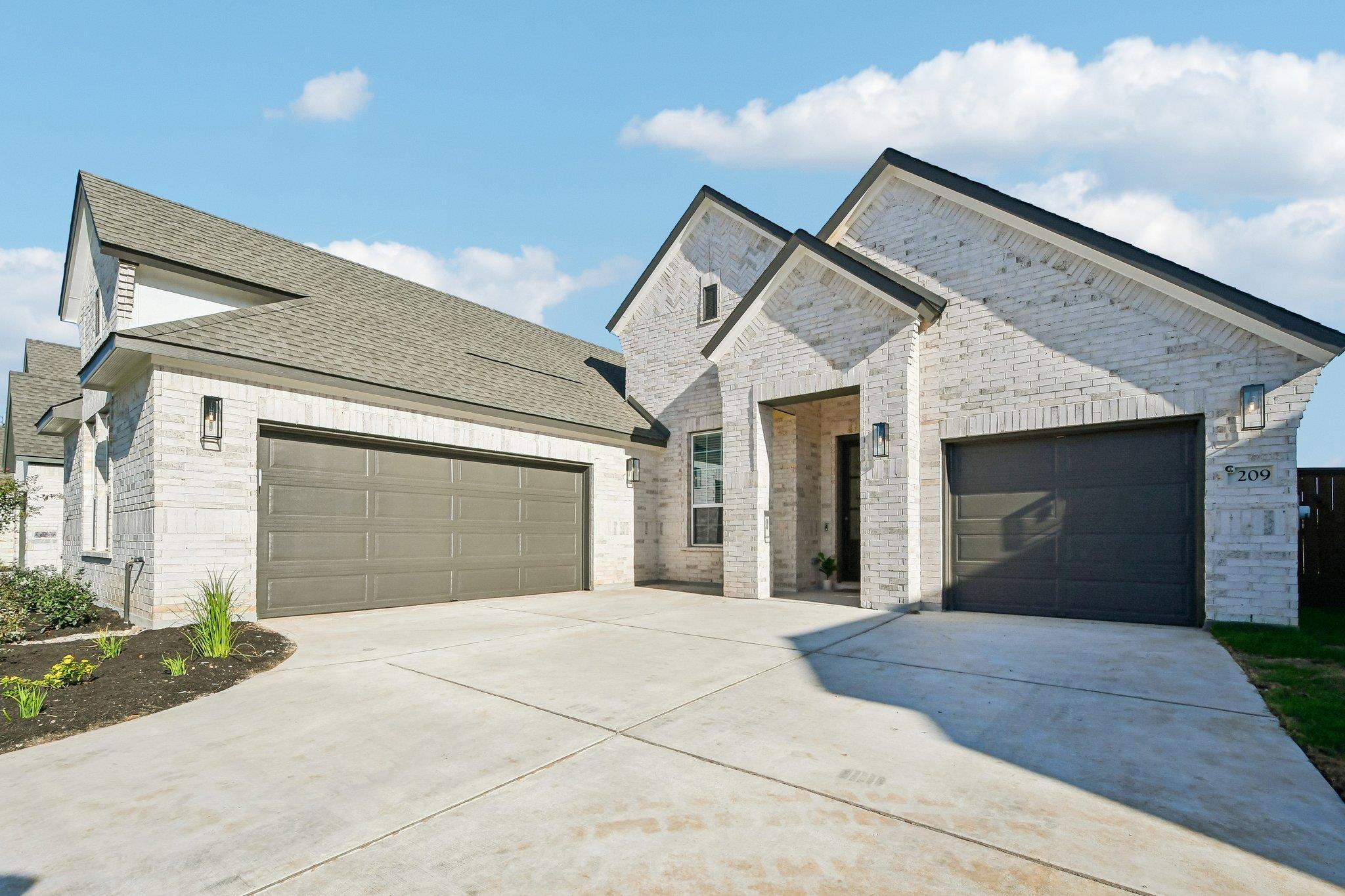 209 Firethorn RD — photo 3