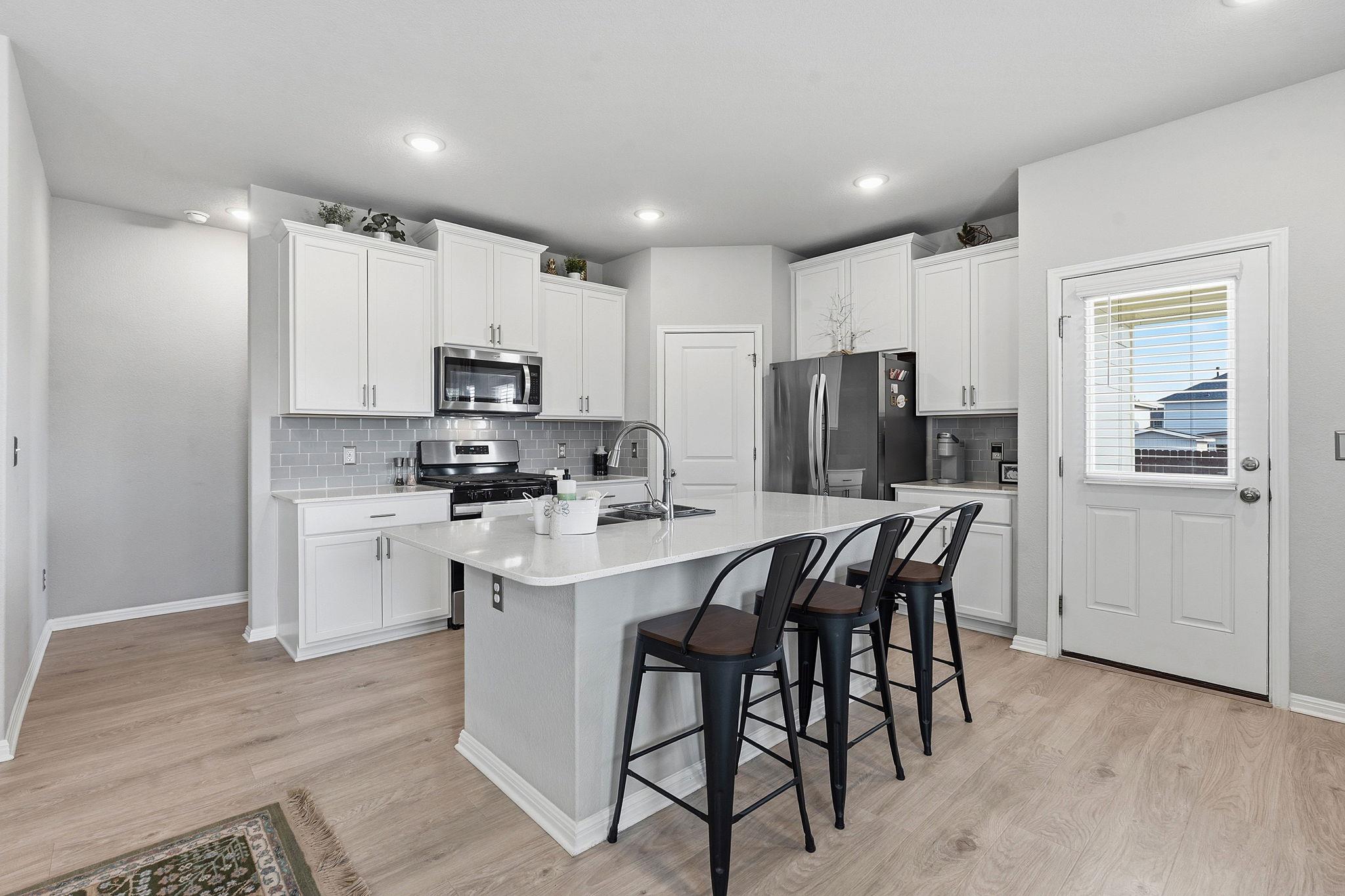 6026 Marsh LN — photo 5