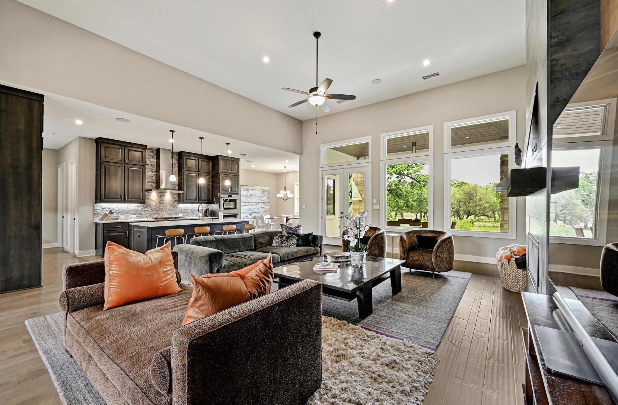 607 Flintridge TRL — photo 3