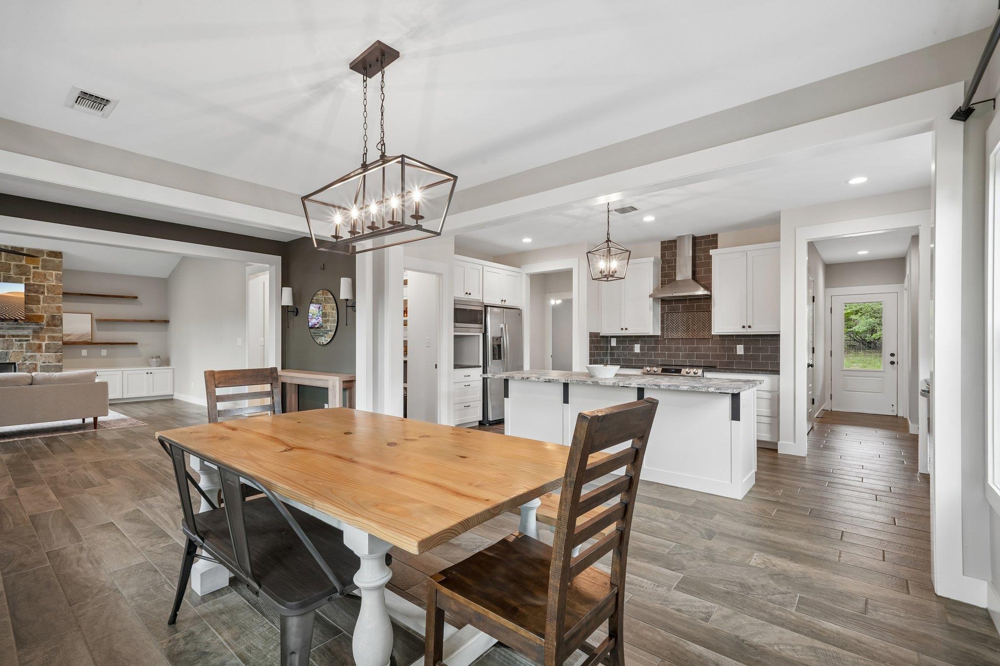 190 Magnolia MDW — photo 5