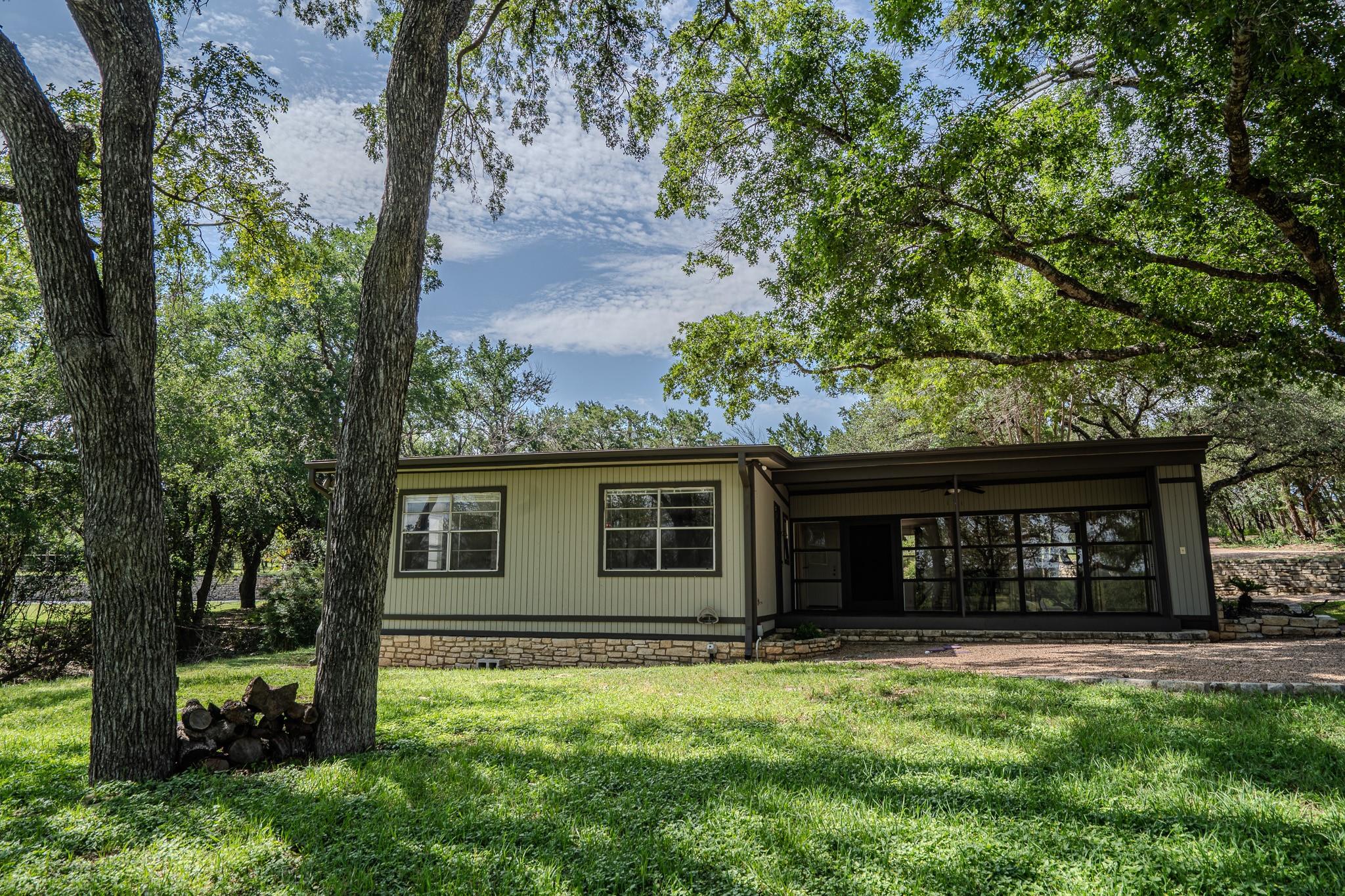 16013 Edwards DR — photo 4