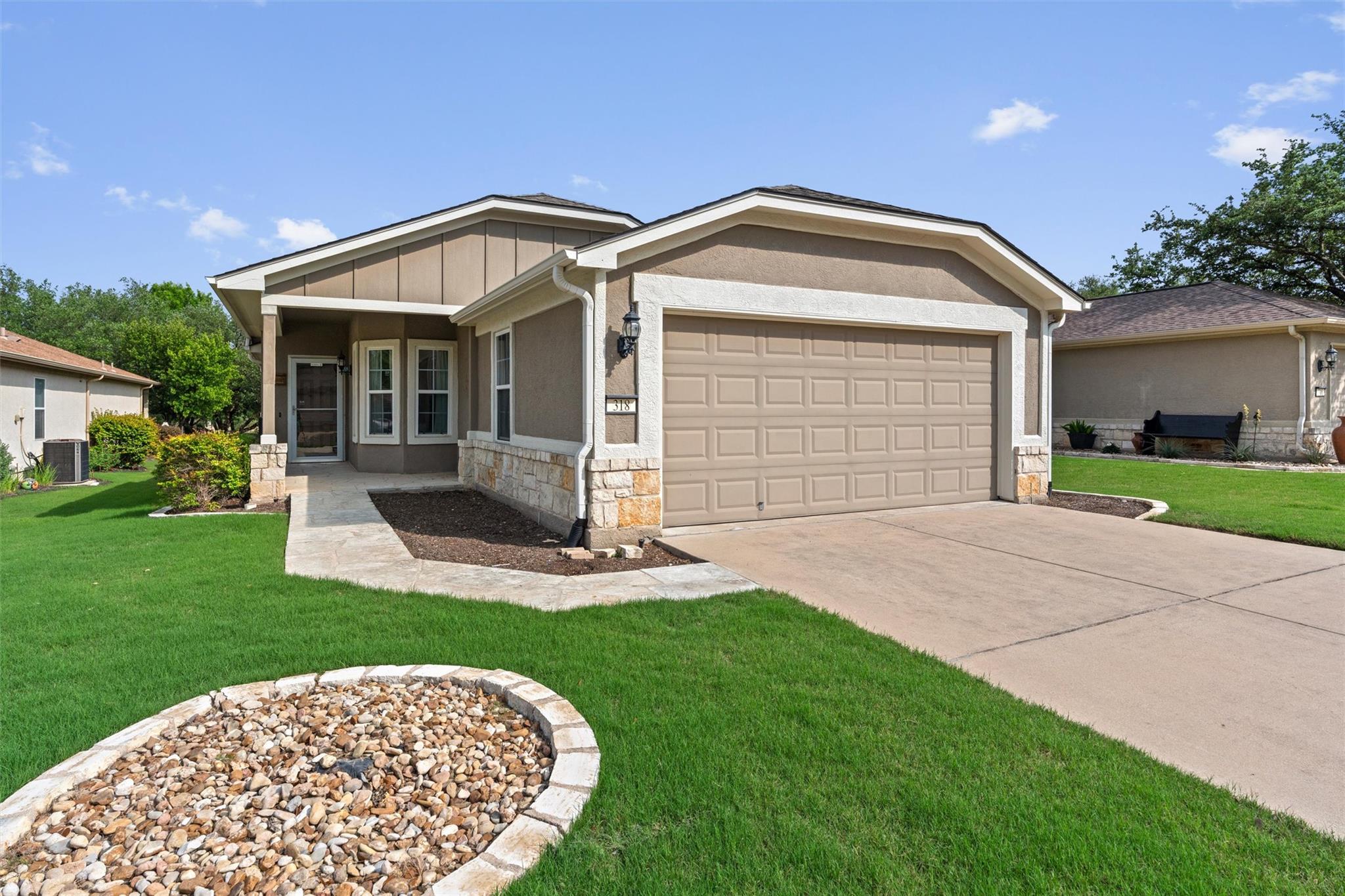 318 Barrington Farm CT — photo 3