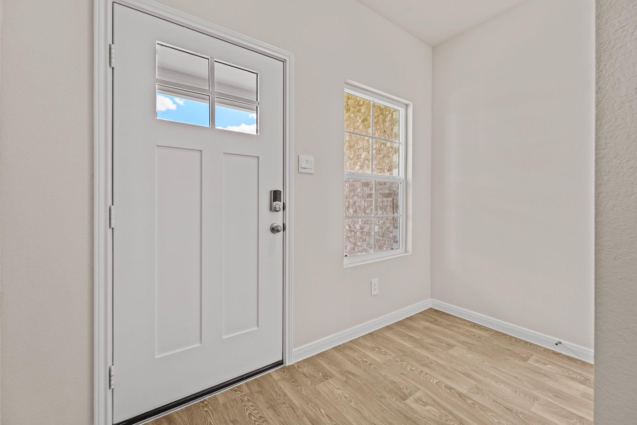 313 NEW ALBANY LN — photo 3