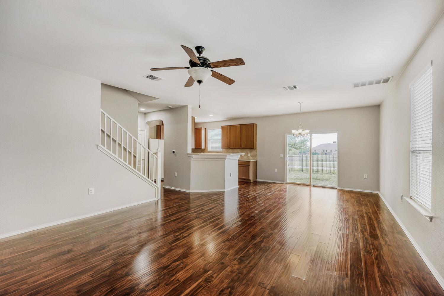 11209 Drumellan ST — photo 5