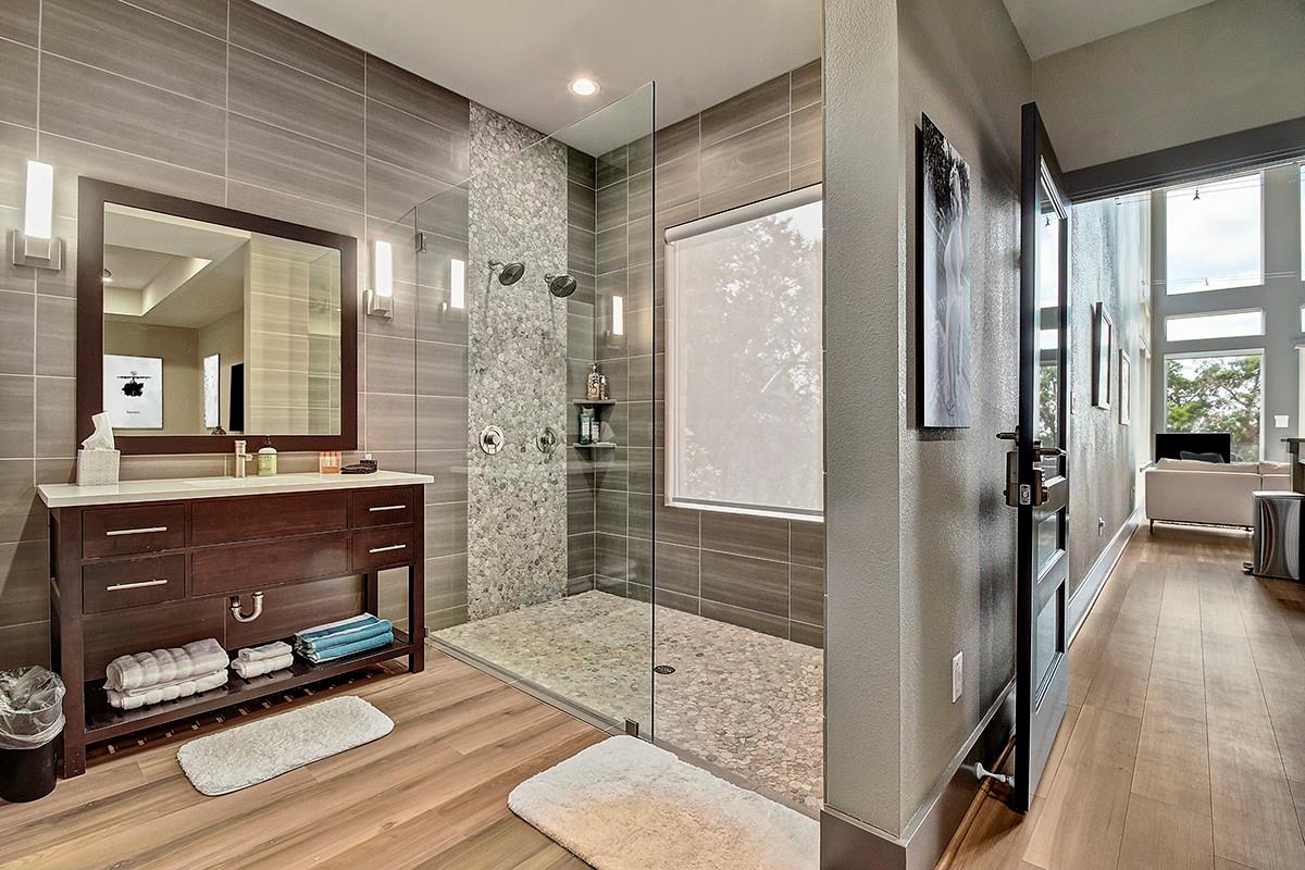7870 Gage LN — photo 3