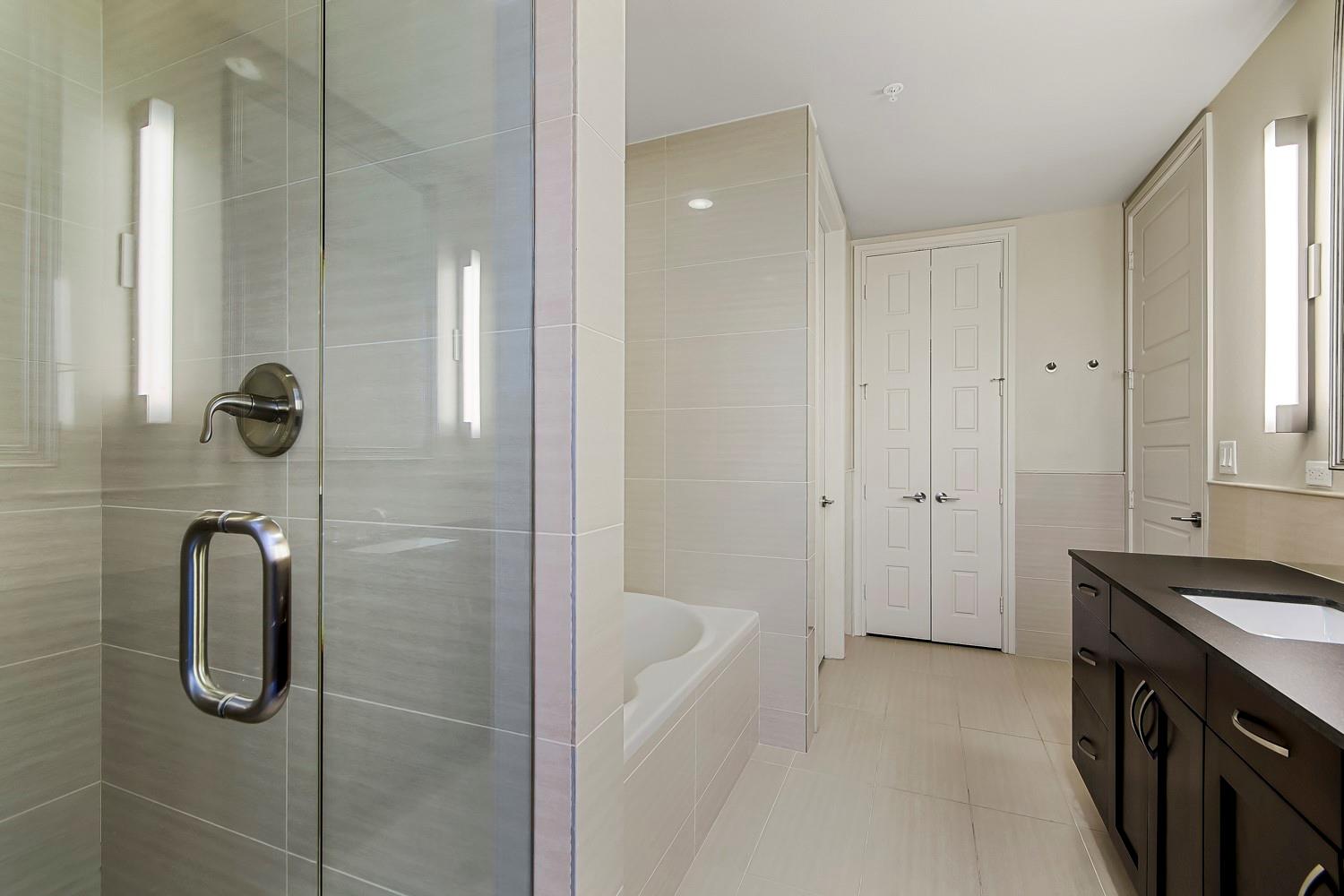 214 Barton Springs RD #1909 — photo 4