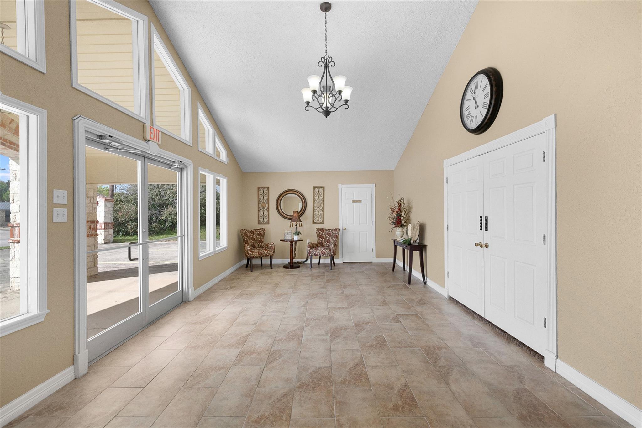 1306 Cameron Ave — photo 5