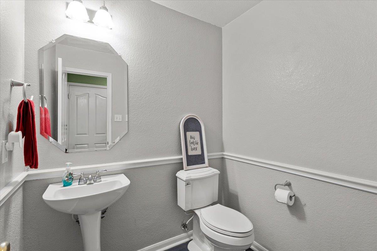 310 Carriage Hills DR — photo 4