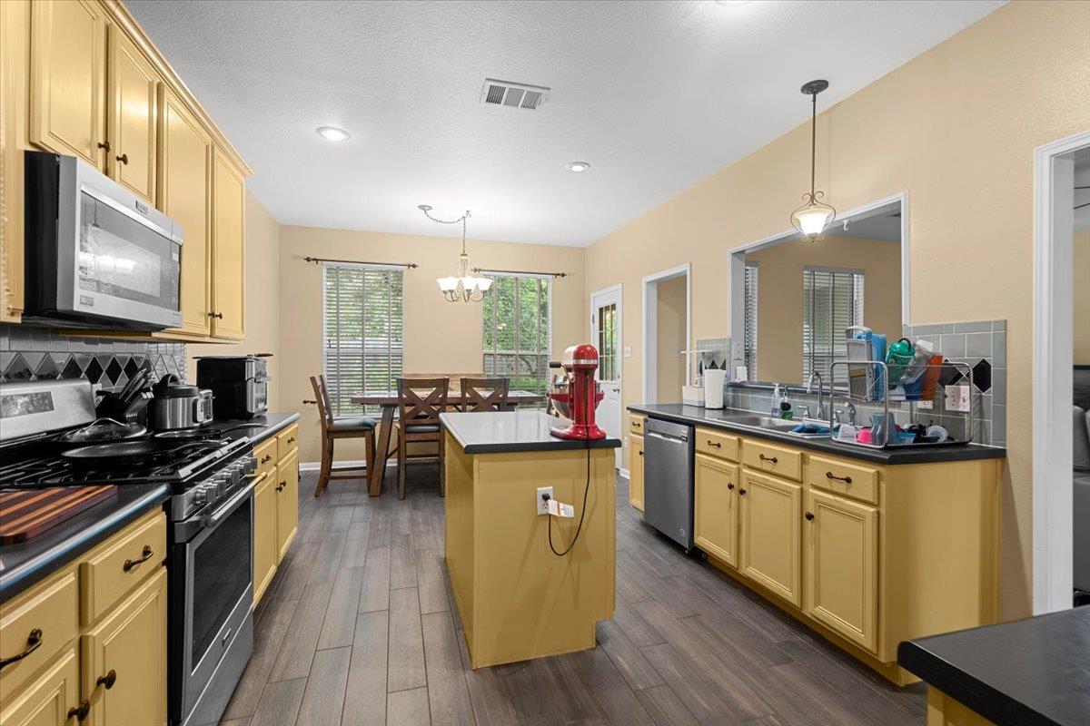 310 Carriage Hills DR — photo 5