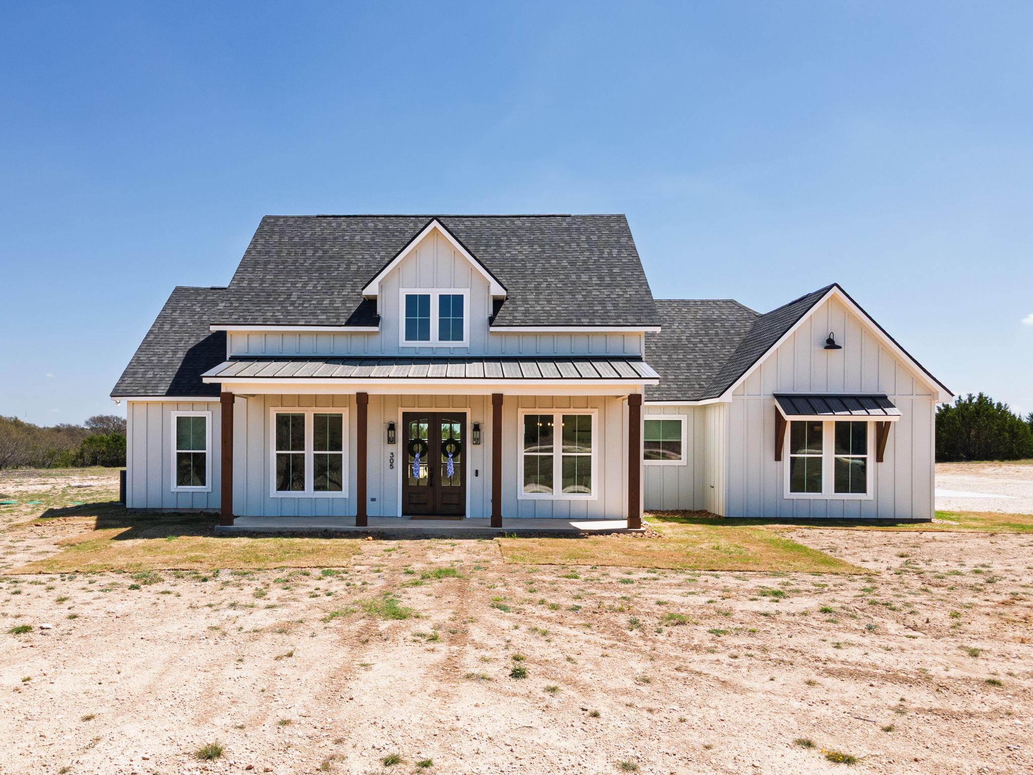 305 Willow Oak DR