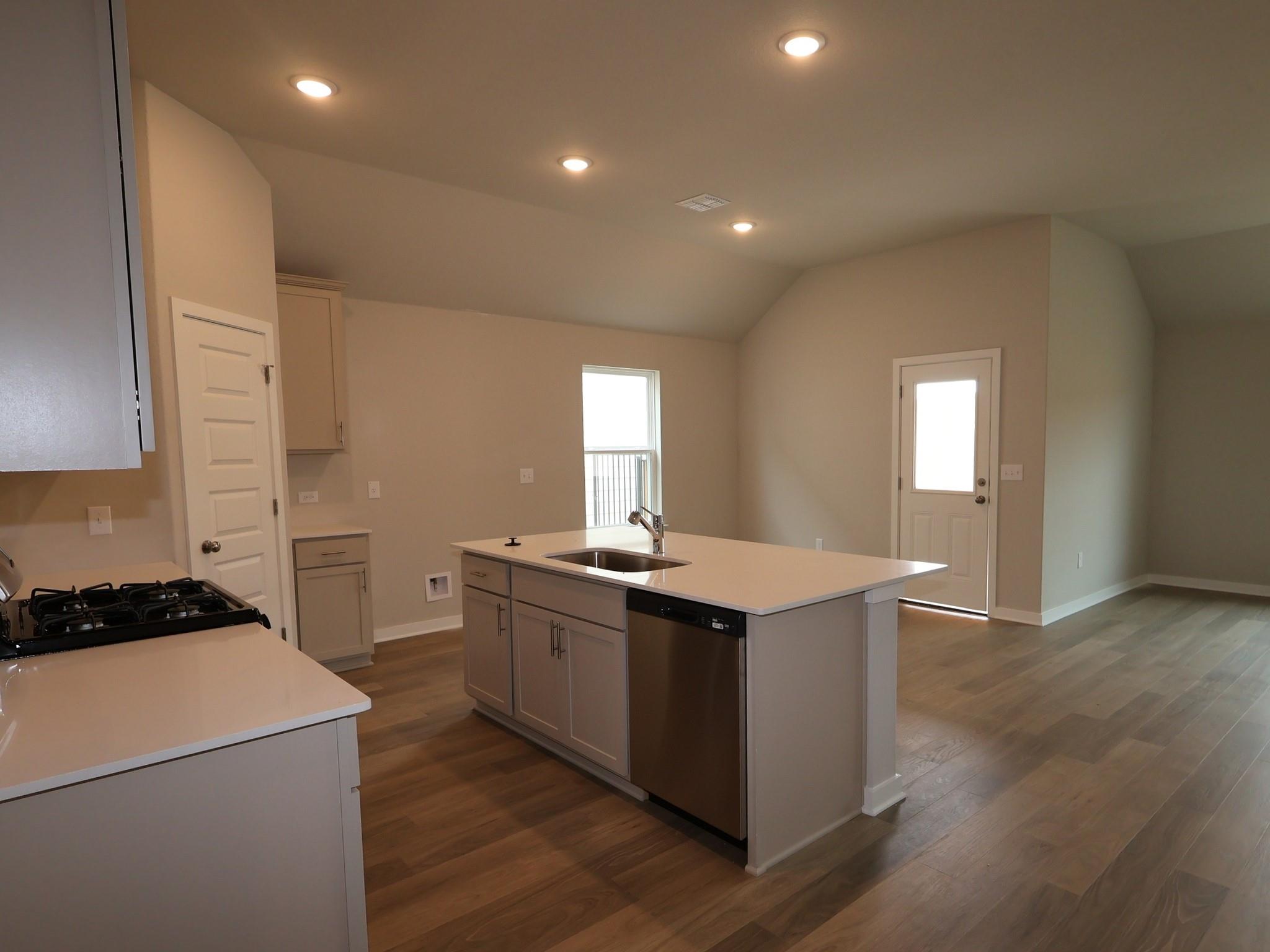 4517 Lava Island DR — photo 5