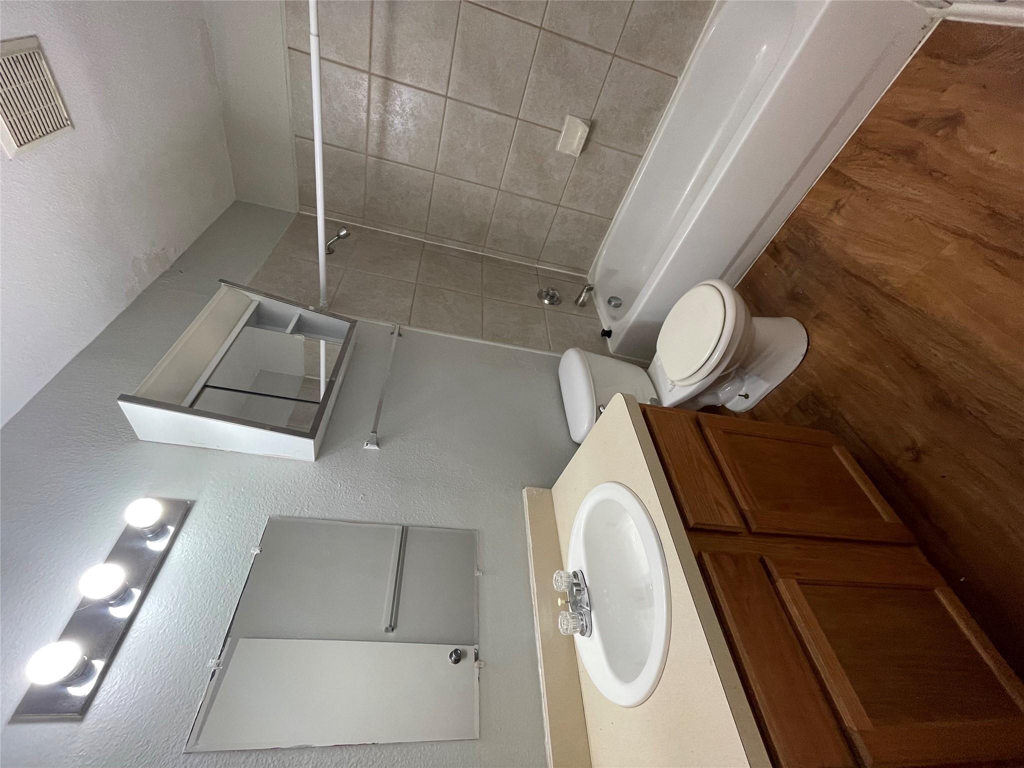 7206 Twin Crest DR #202 — photo 5