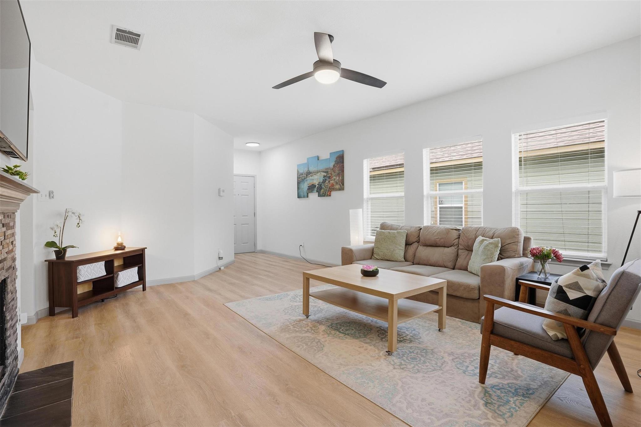 11606 Murchison ST — photo 5