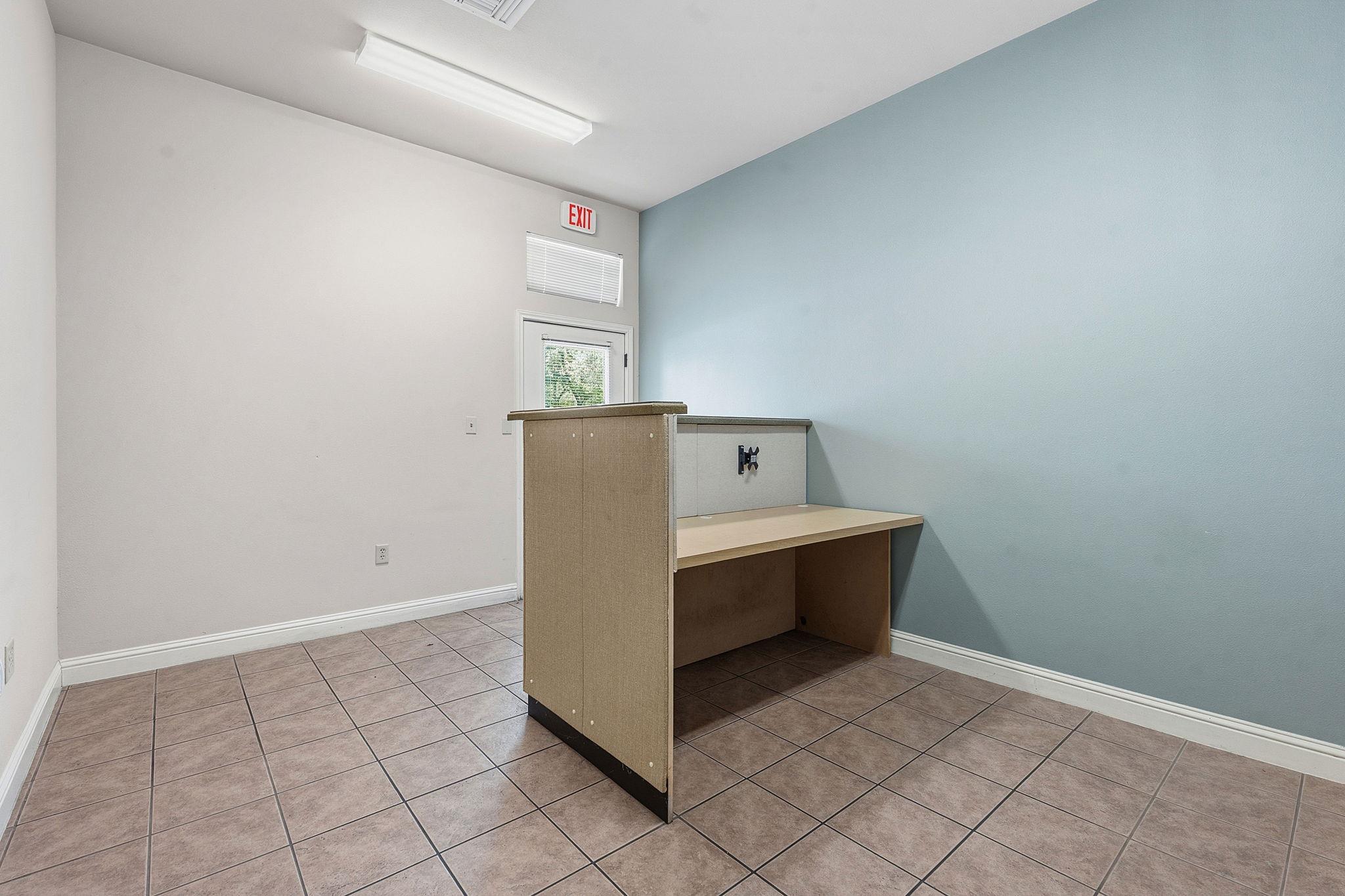 13284 Pond Springs RD — photo 5