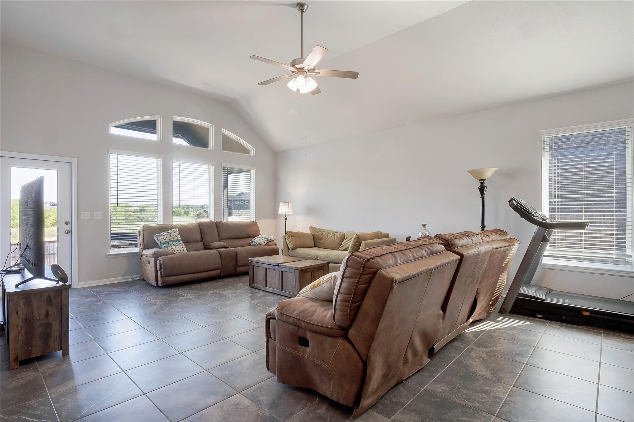 574 Sugar Cane RD — photo 5