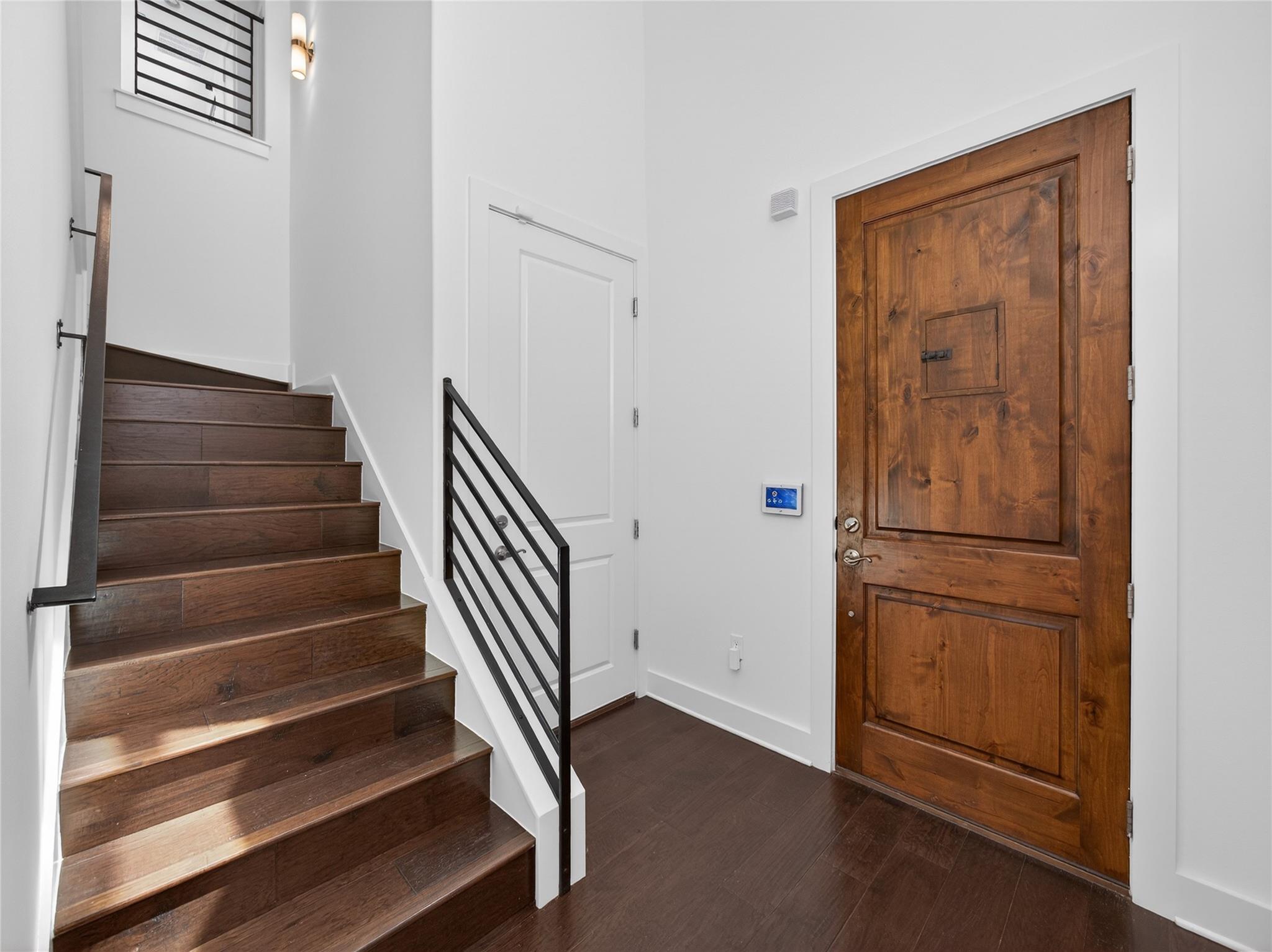 8200 Southwest PKWY #321 — photo 4